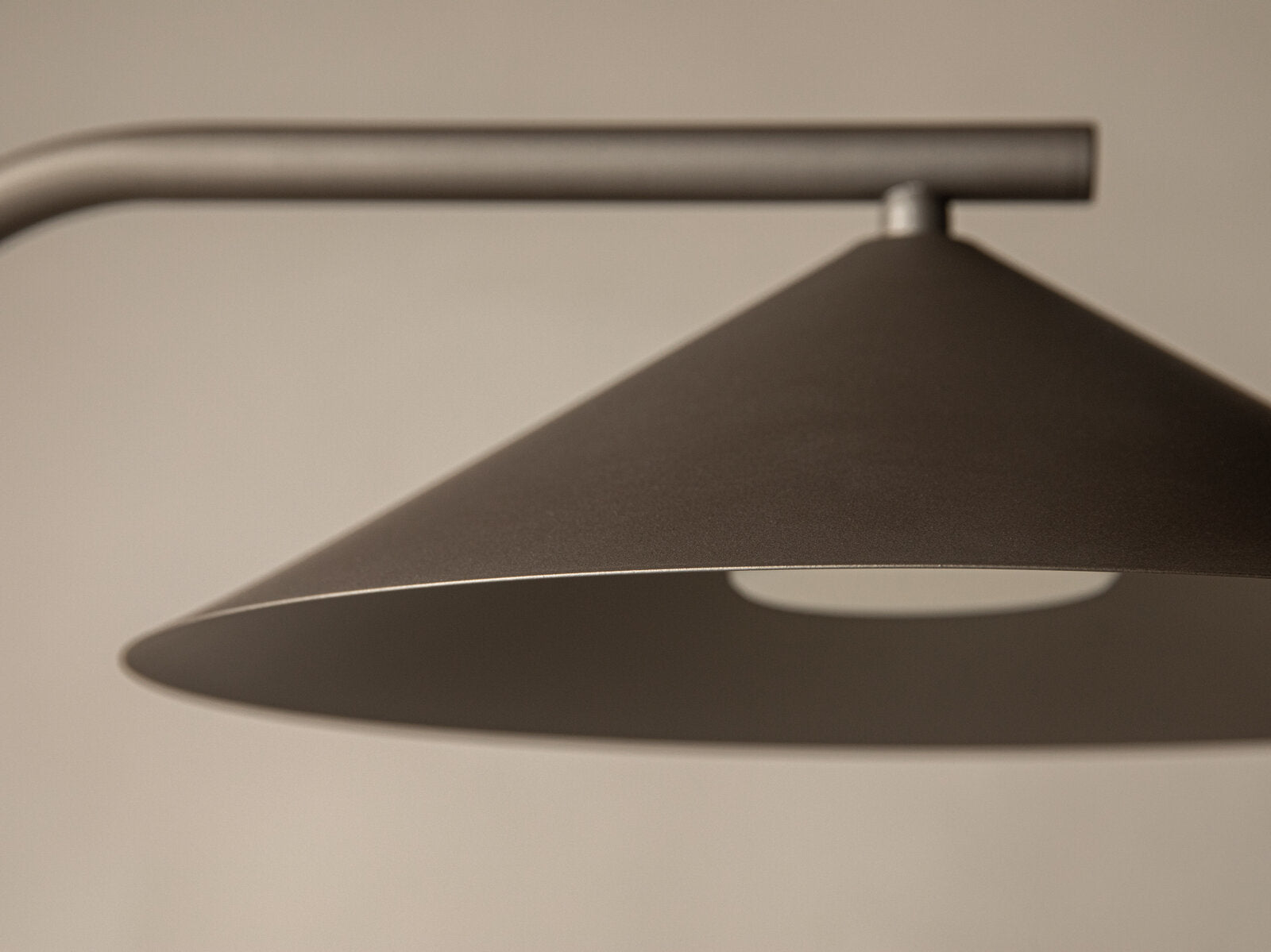 Micadoni Nocte Stehlampe Braun