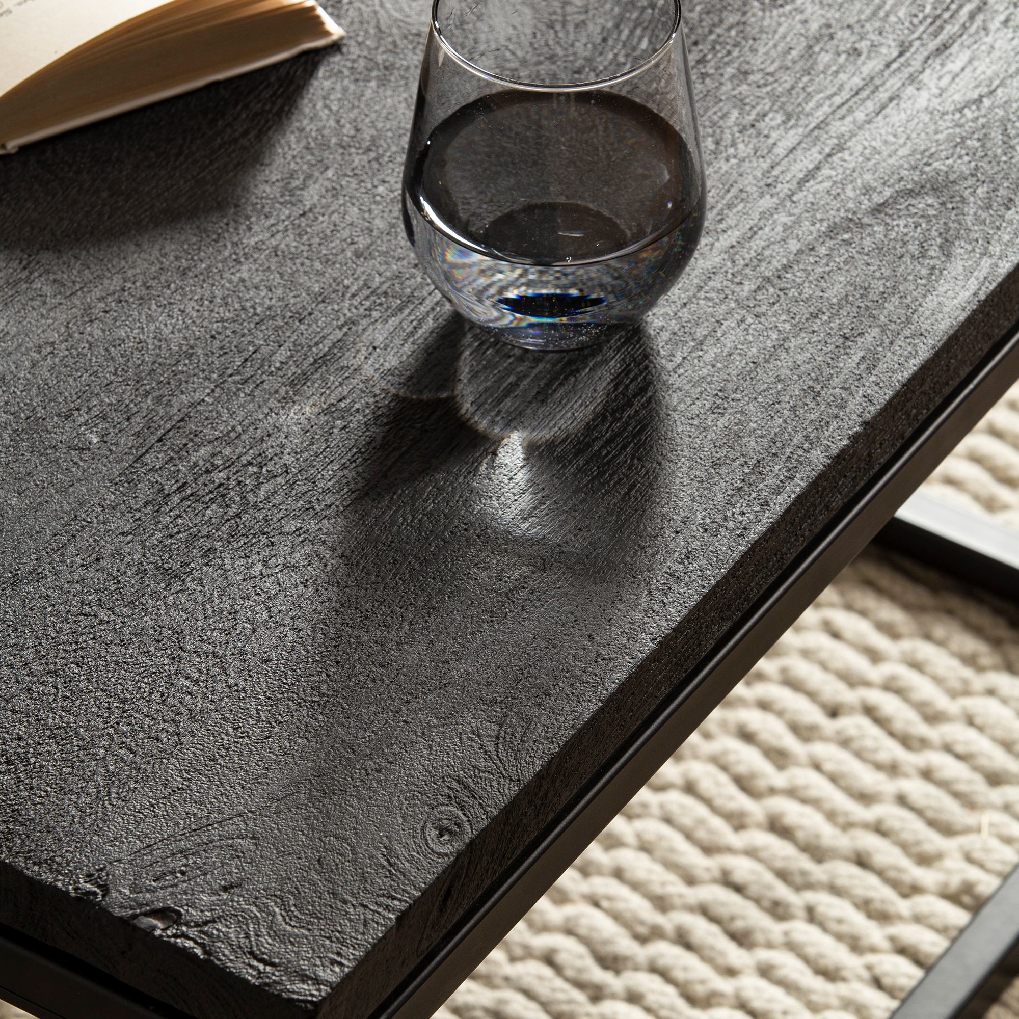 Couchtisch Rognan Massivholz Schwarz 60 × 60 × 35 cm