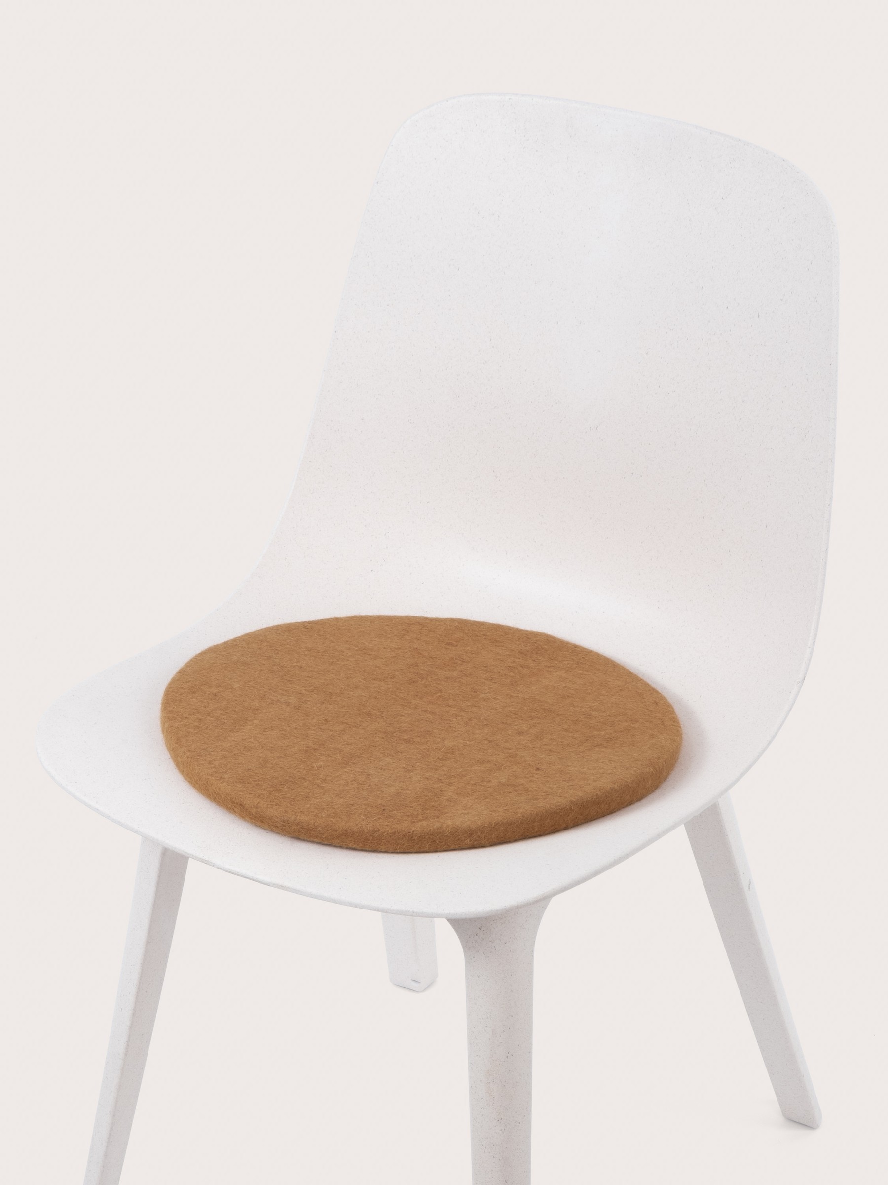 myfelt Omar Filz-Sitzauflage Karamell Ø 36 cm