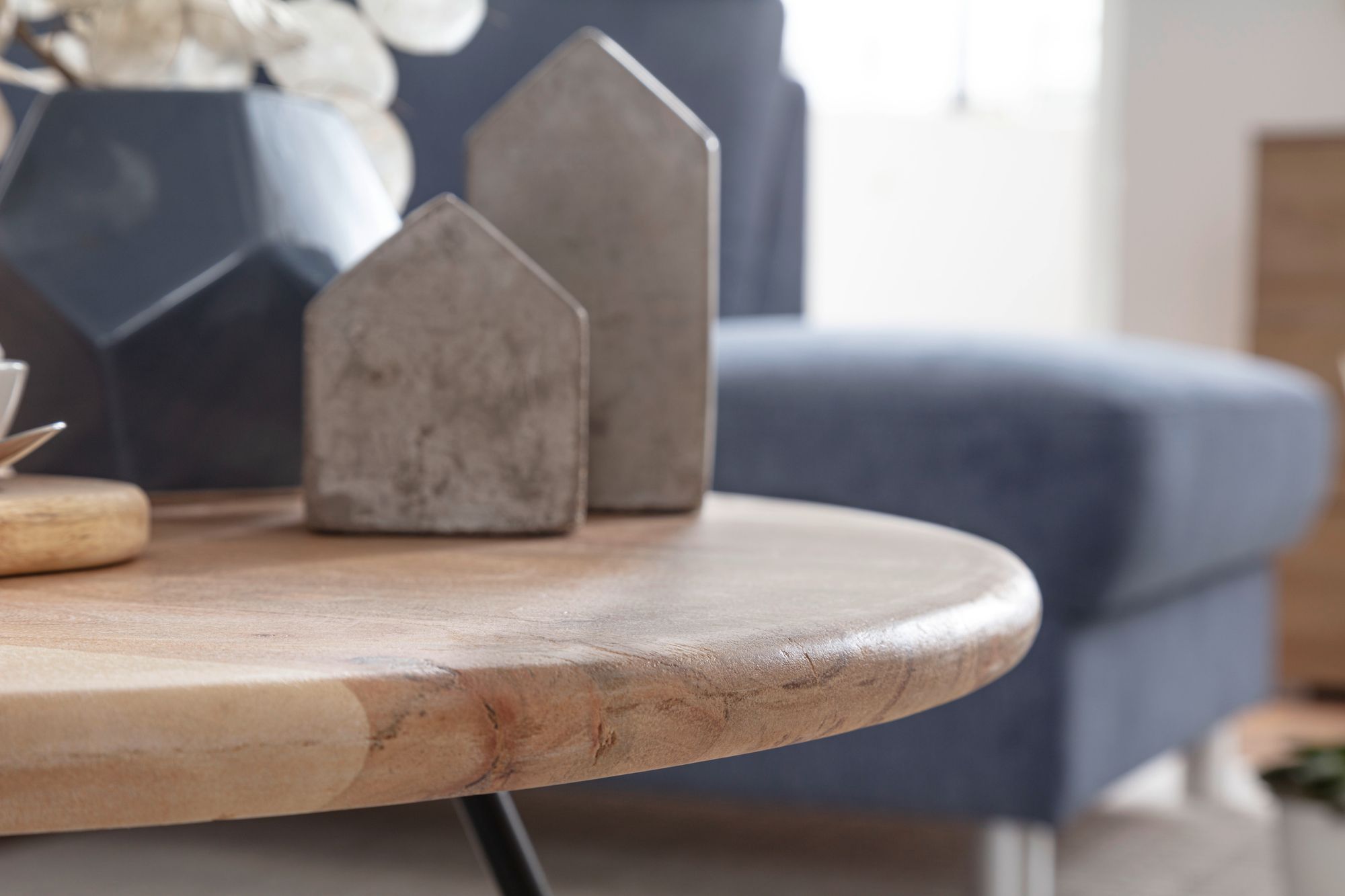 Couchtisch Martofte Akazie Massivholz Ø 60 cm