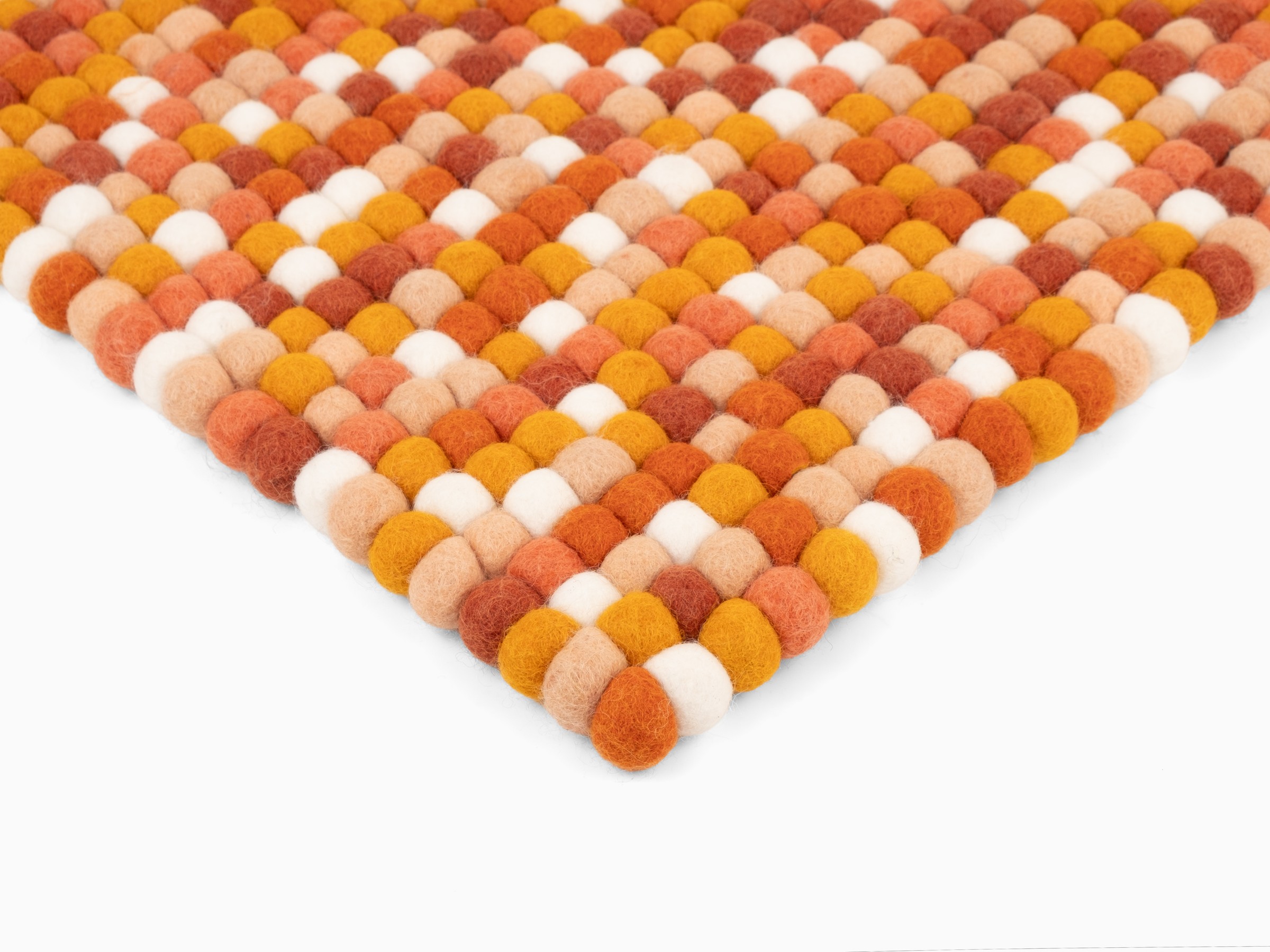 myfelt Juna Filzkugel-Sitzauflage Rot-Orange-Weiß 36 x 36 cm