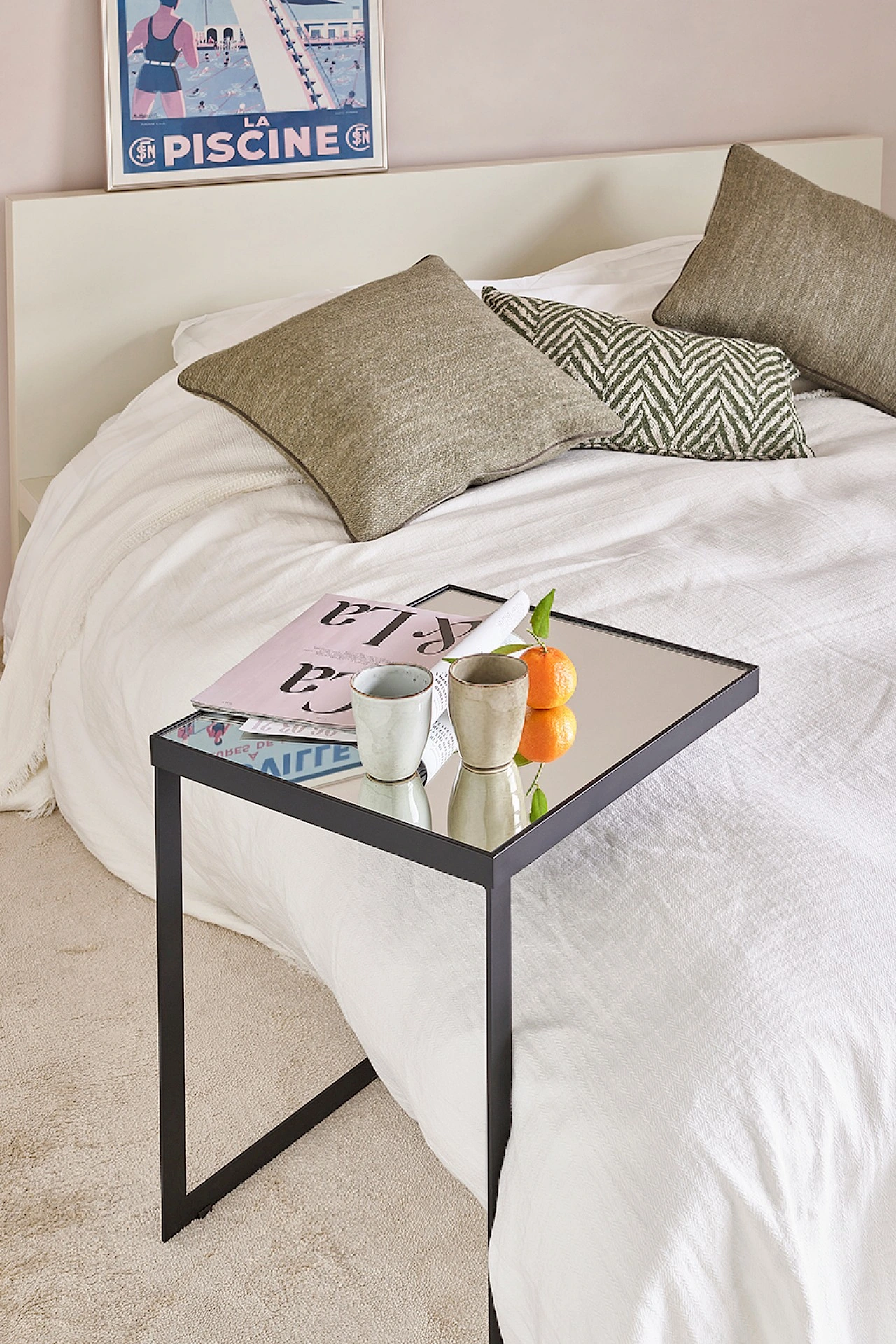 deKnudt Tablo Black Side Table – Raumansicht 2