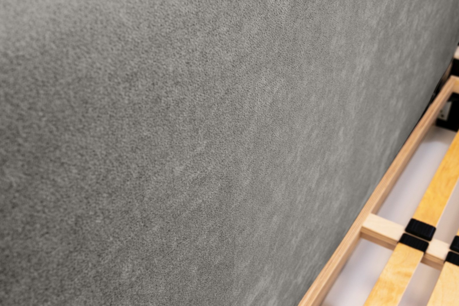 Polsterbett Renoa Chenille 180x200 mit Holzrahmen Ditra-New 15