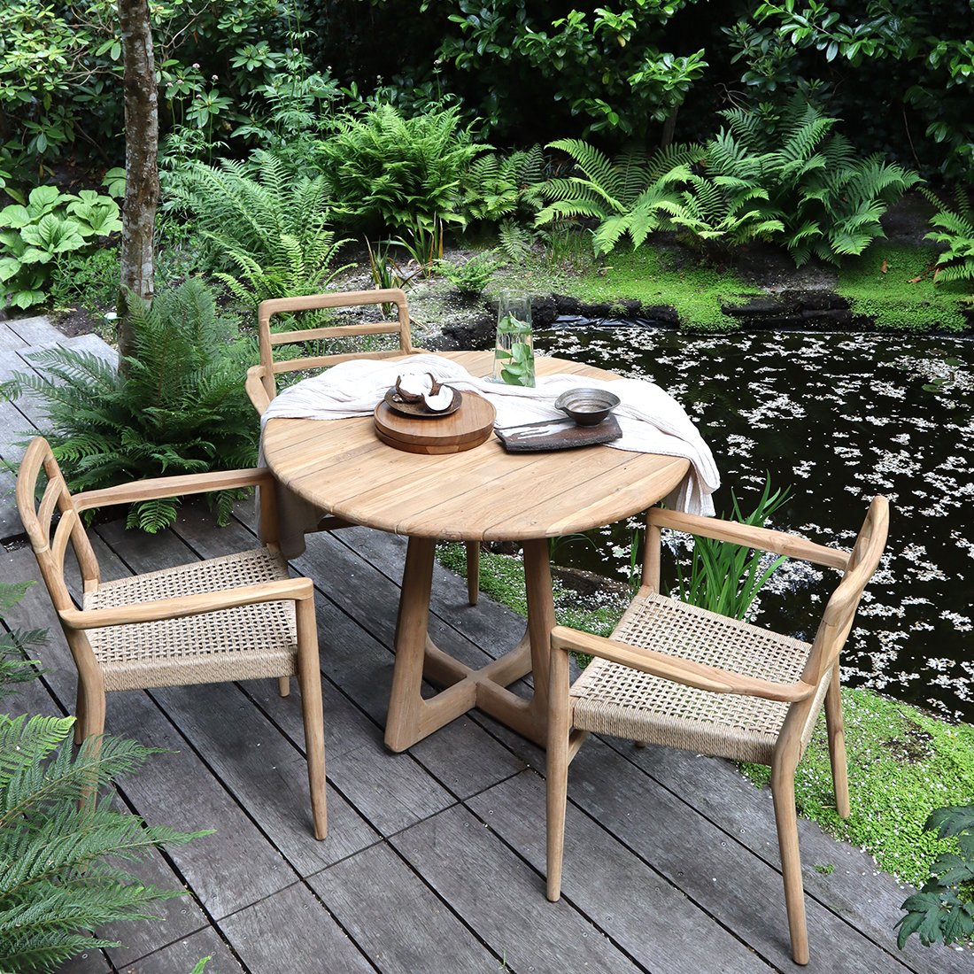 Raw Materials Gartentisch Verano rund Teak 100cm