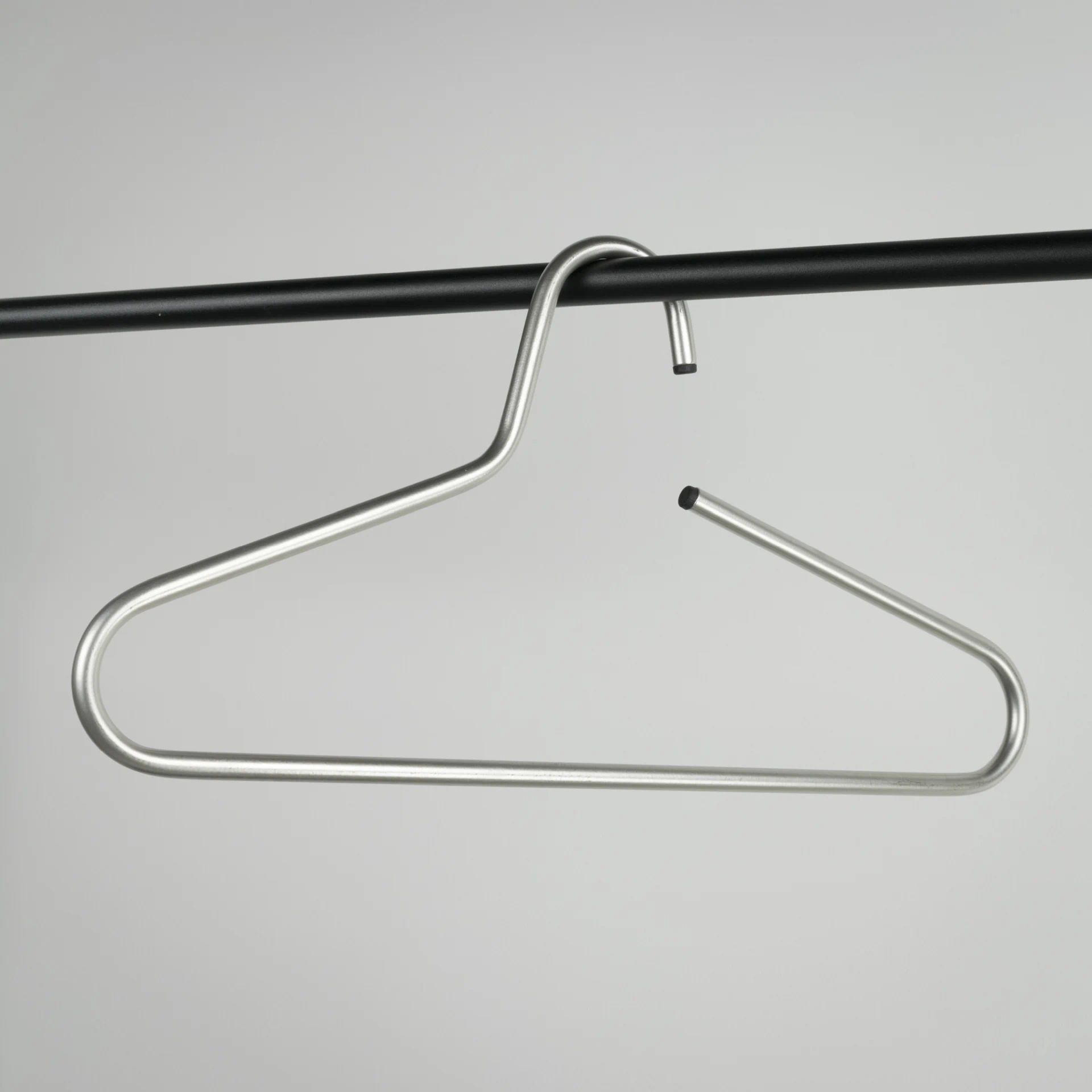 Spinder Design Victorie Kleiderbügel Nickel