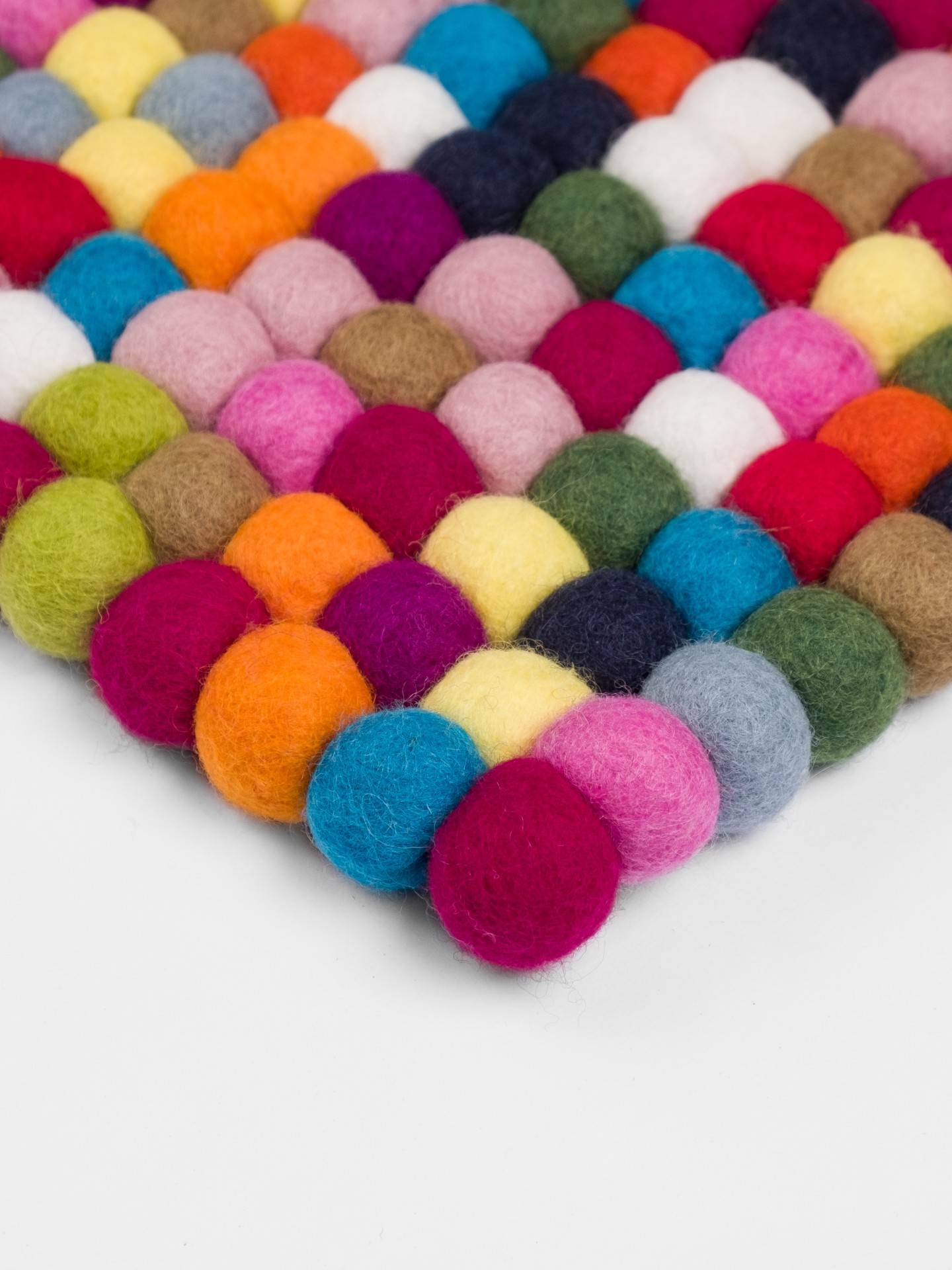 myfelt Lotte Filzkugelteppich - 90x130 cm