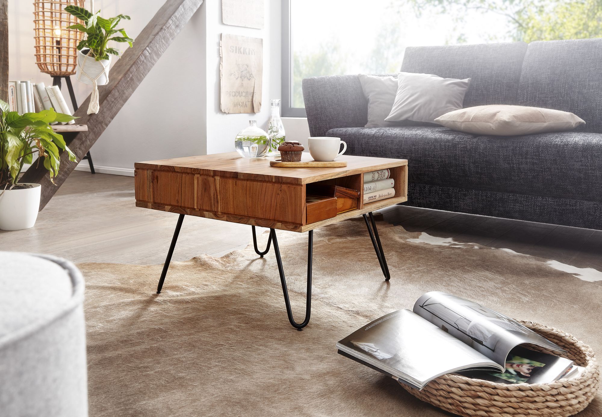 Couchtisch Sunnmore Massivholz Akazie 60 × 60 × 40 cm