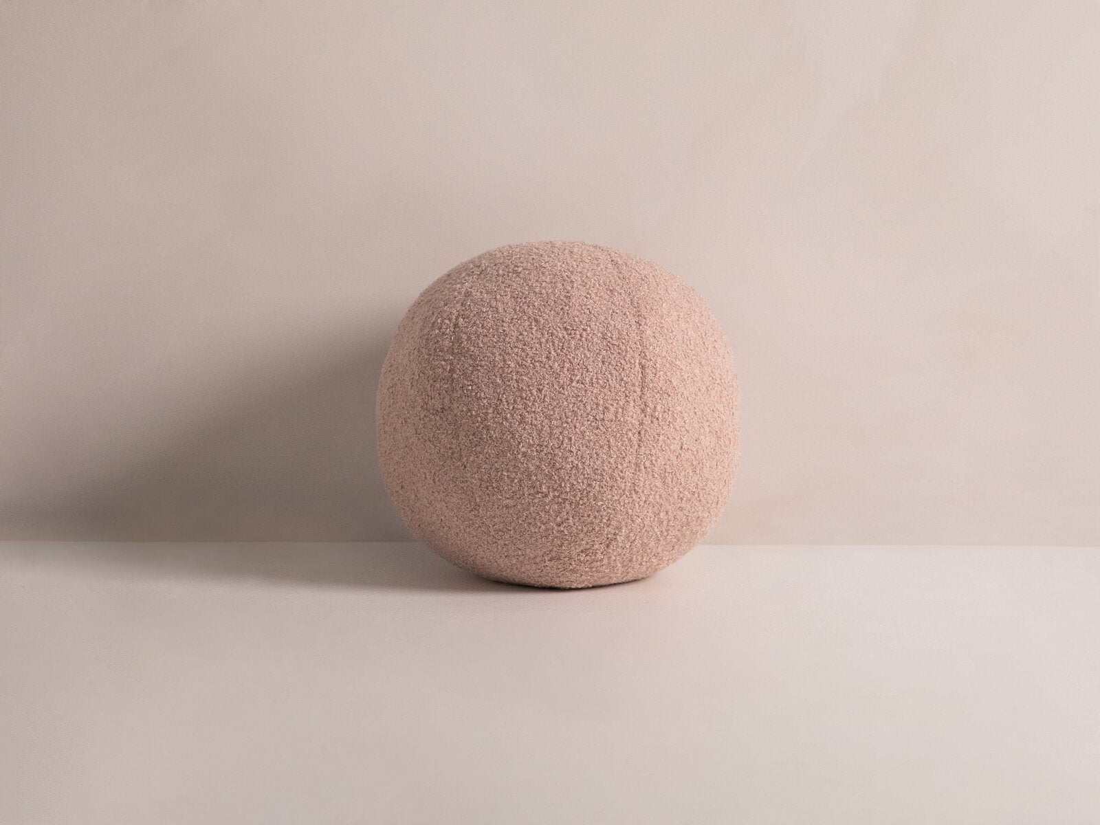Micadoni Kissen Ball Boucle Puderrosa
