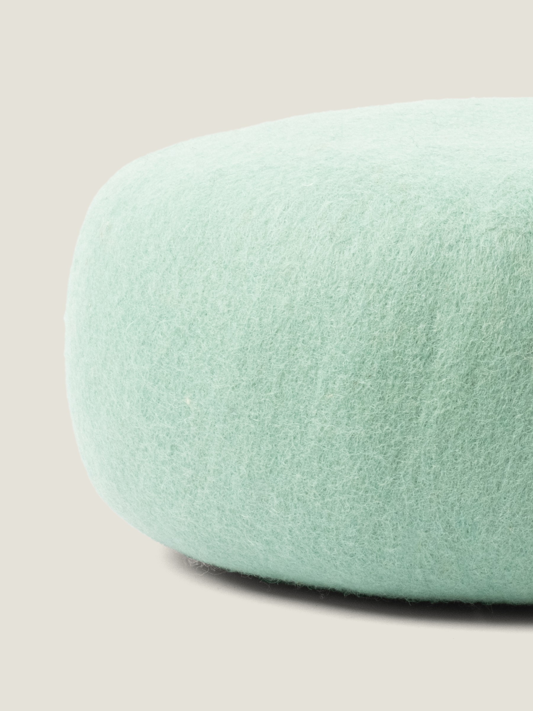 myfelt Fine Colour Pouf Türkis Ø 38 x 14 cm