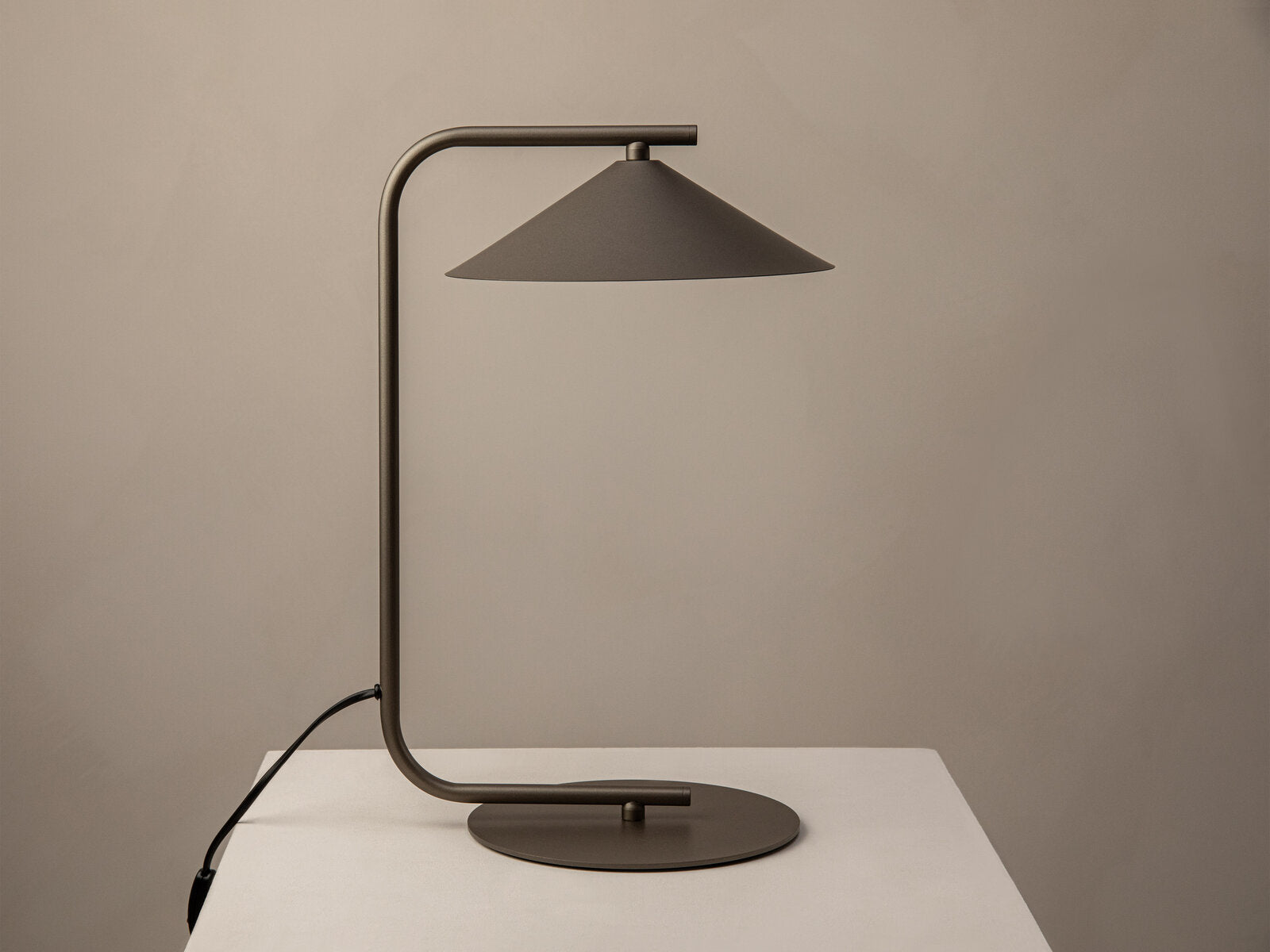 Micadoni Nocte Tischlampe Braun