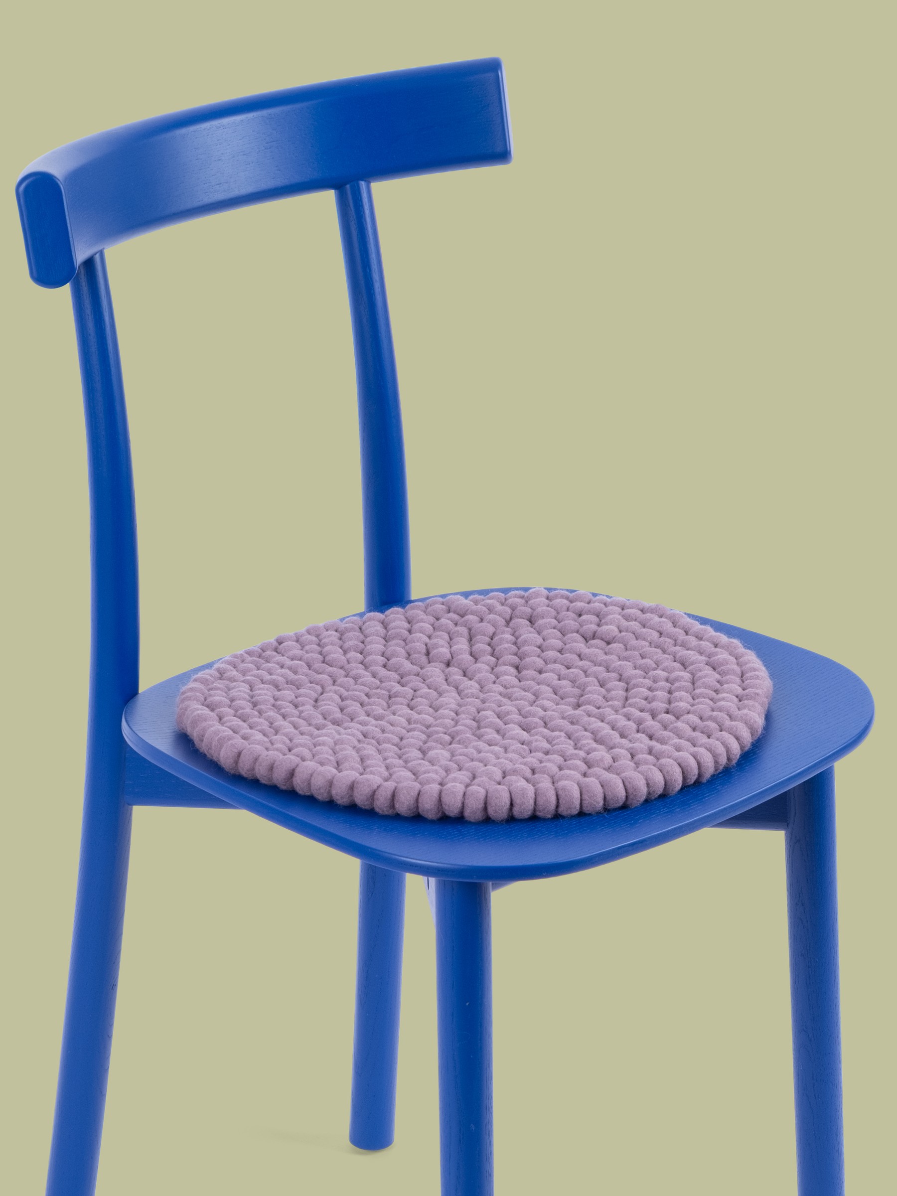 myfelt Tove Filzkugel-Sitzauflage Fliedergrau Ø 36 cm
