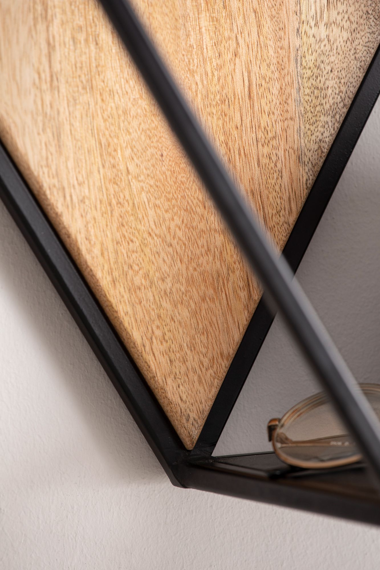 Wandregal Borkenes Mango Massivholz Schwarz 60 × 20 × 52 cm