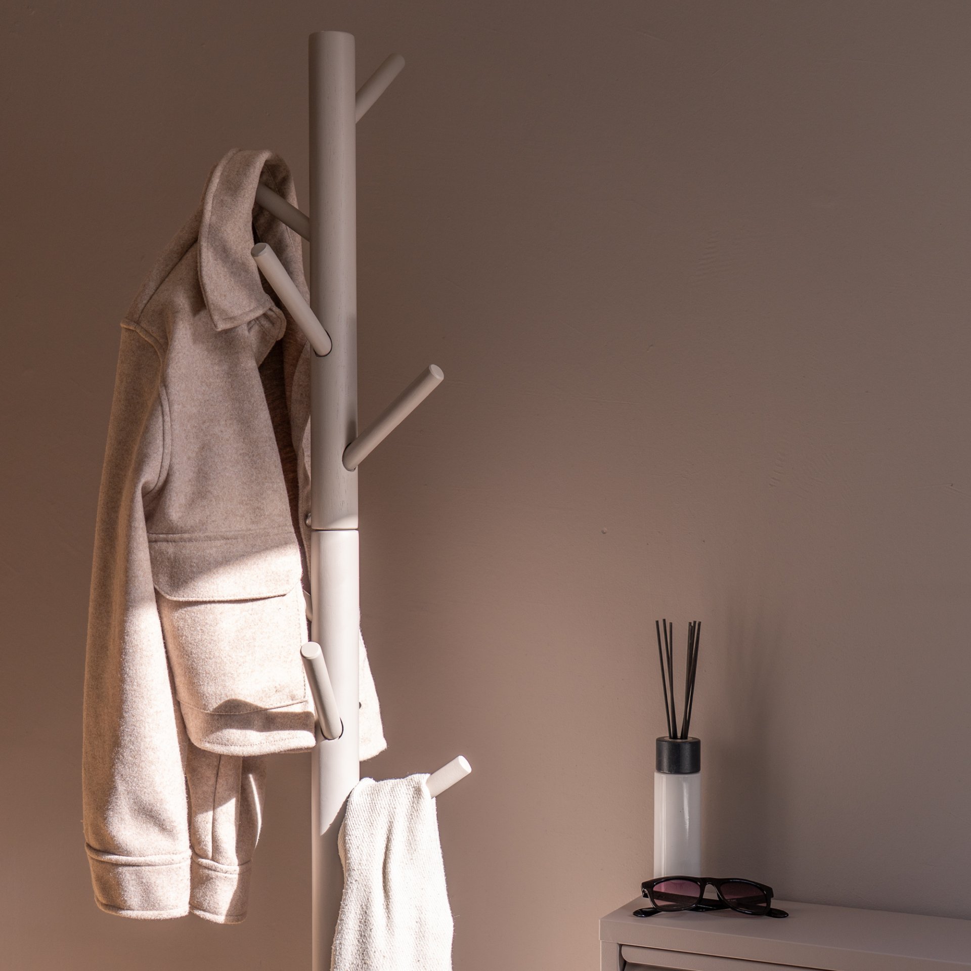 Spinder Design Garderobenständer Bro Silky Taupe