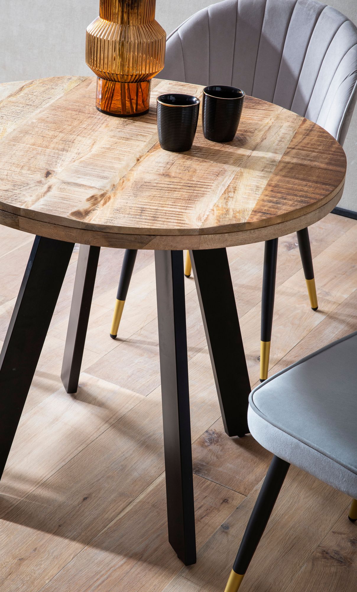 Esstisch Harkmark Mango Massivholz Ø 80 cm