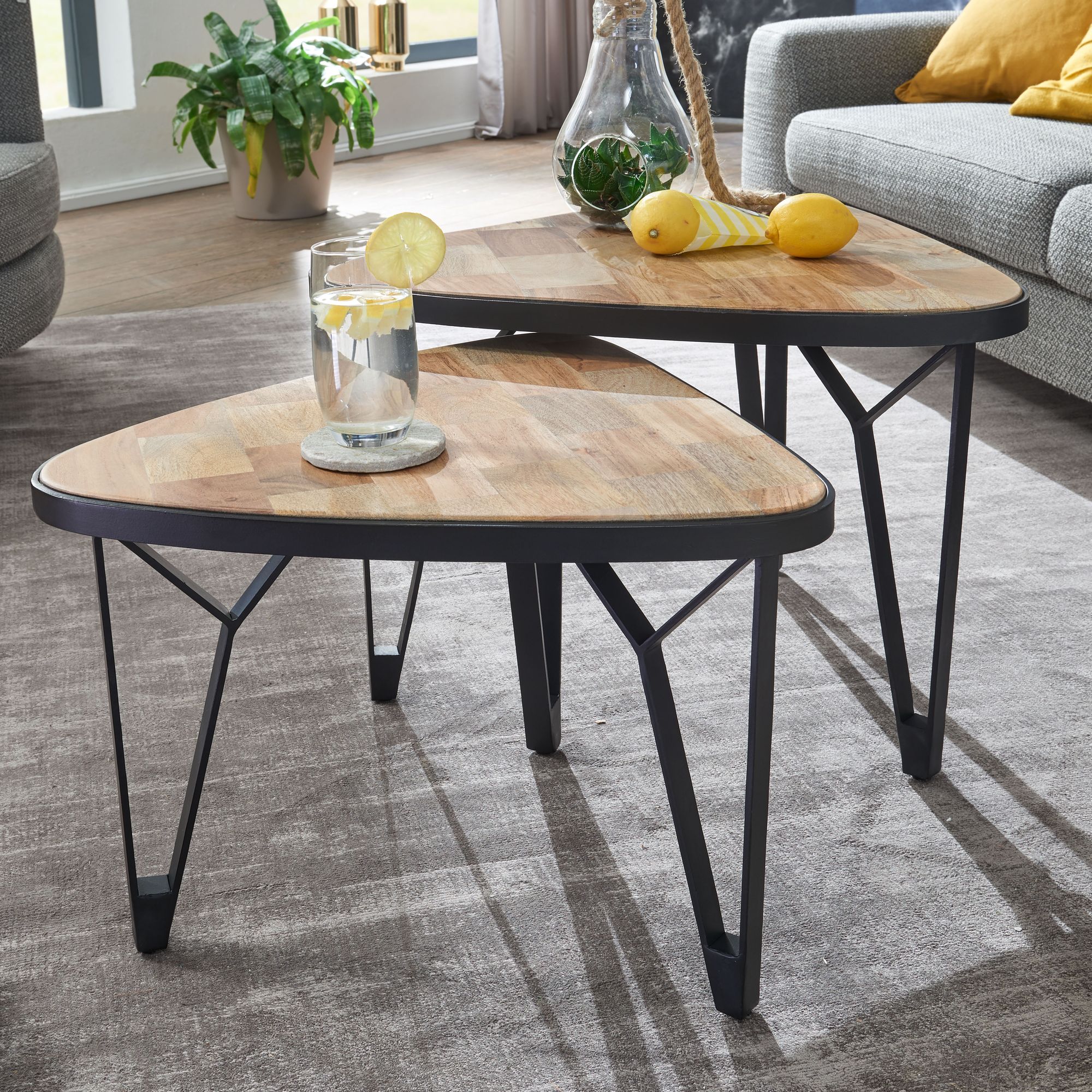 Satztisch 2er-Set Torshavn Akazie Massivholz 60 × 60 × 45 cm