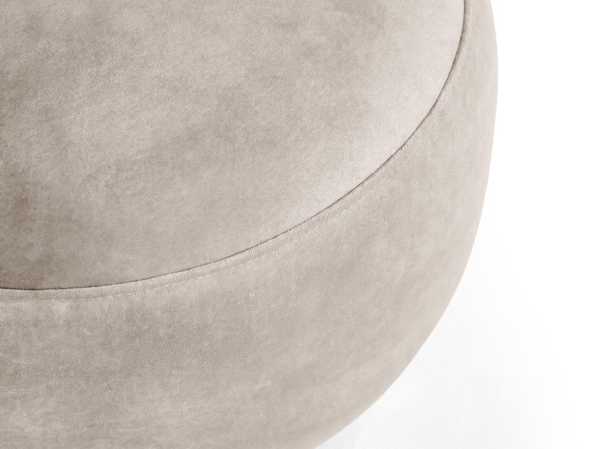 Micadoni Amalta Pouf Samt Salvador Beige