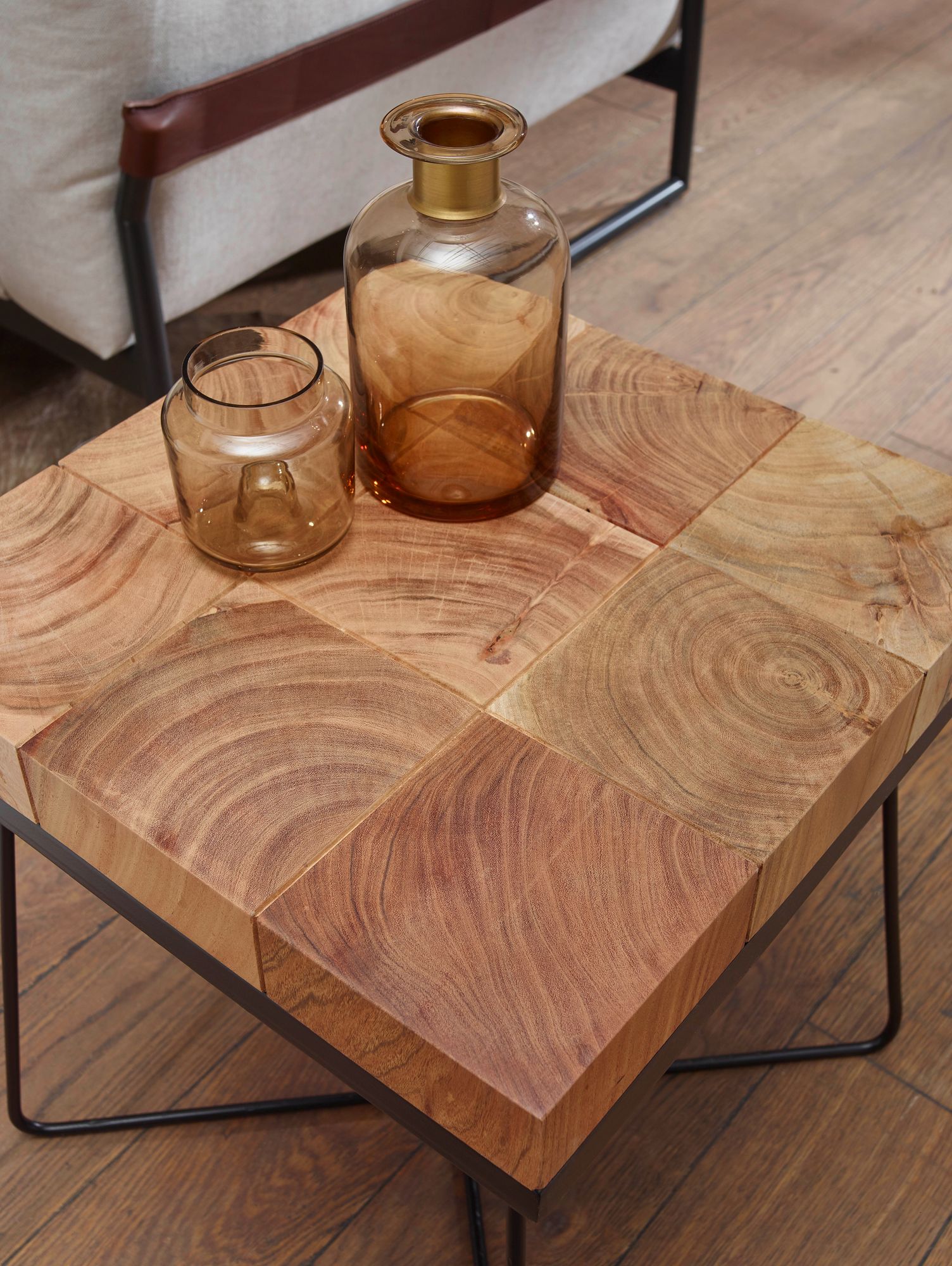 Beistelltisch Akranes Akazie Massivholz 45 × 45 × 51 cm
