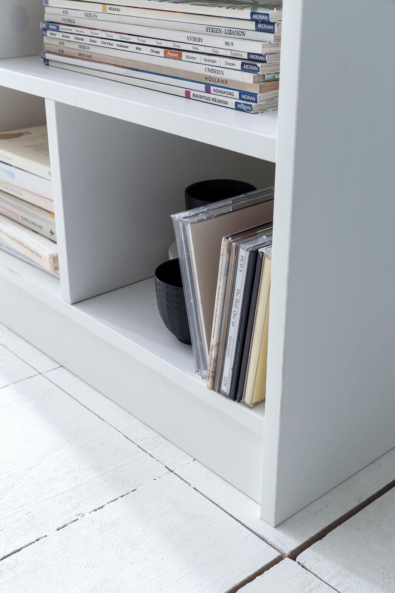 Bücherregal Kibaek Weiß 80 × 29,5 × 68,5 cm