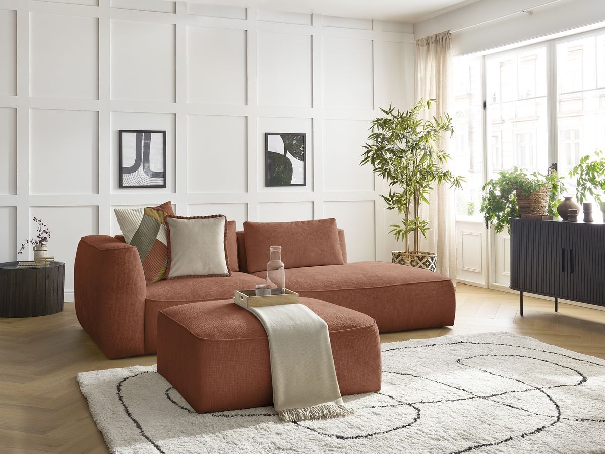 Bobochic Leopold Sofa 4-Sitzer mit Pouf Strukturstoff Orange Armlehne links