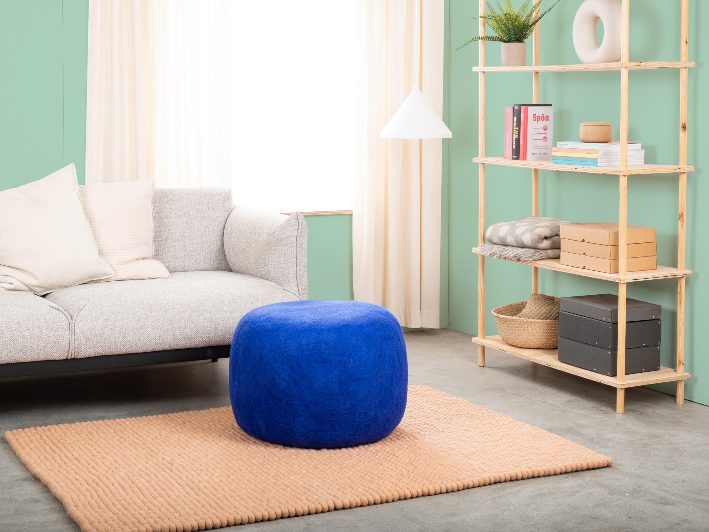myfelt Isa Colour Pouf Royalblau Ø 48 x 18 cm