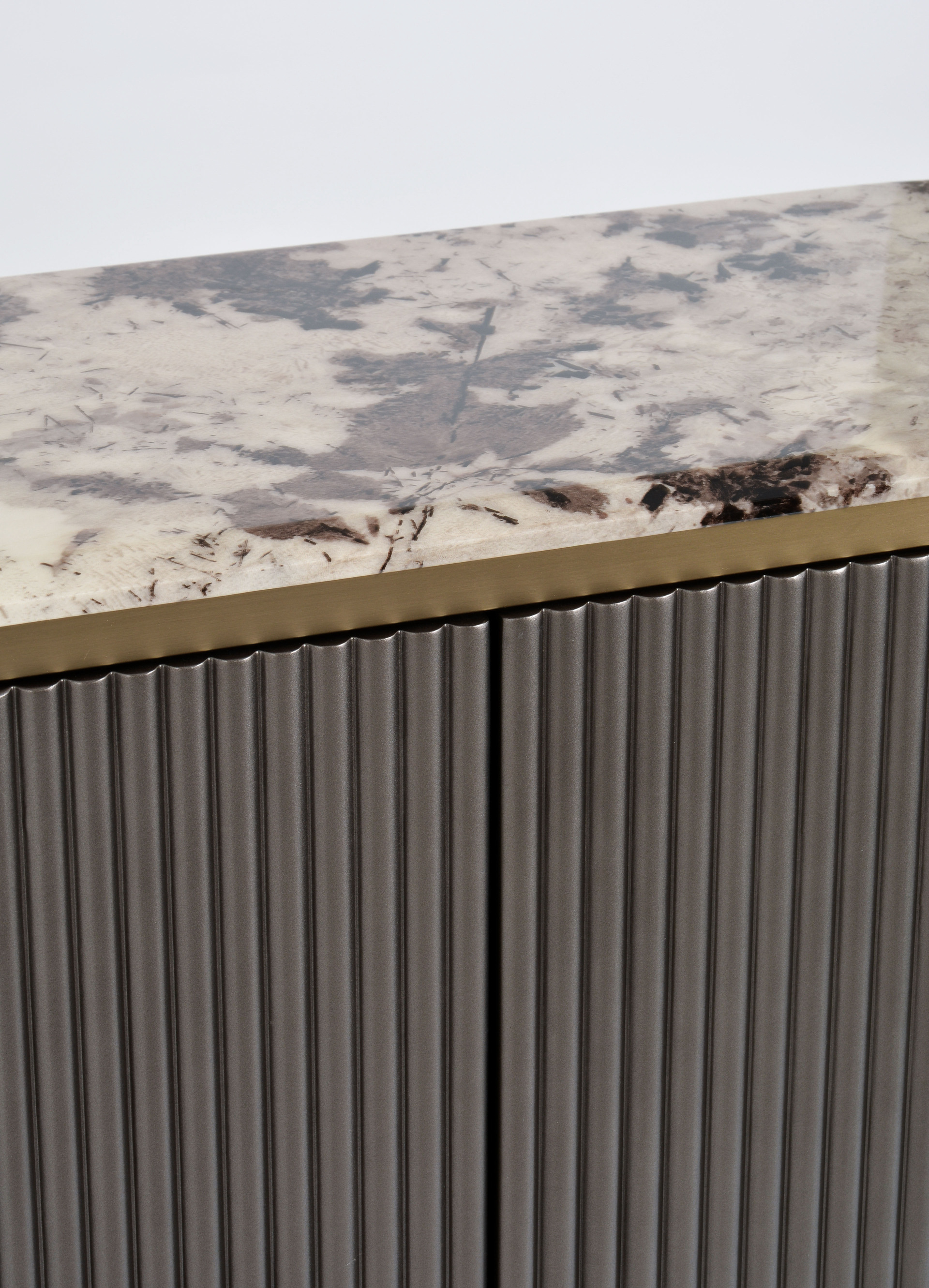 Livin Hill Sideboard Stilig 158 cm Dunkelgraphit, Platte Mehrfarbig