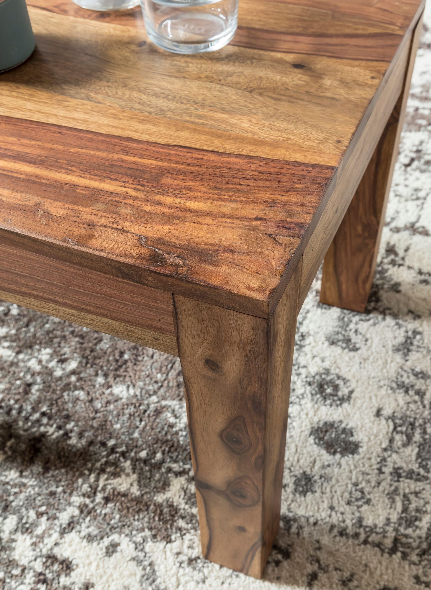 Couchtisch Aukra Massivholz Dunkelbraun 45 × 45 cm