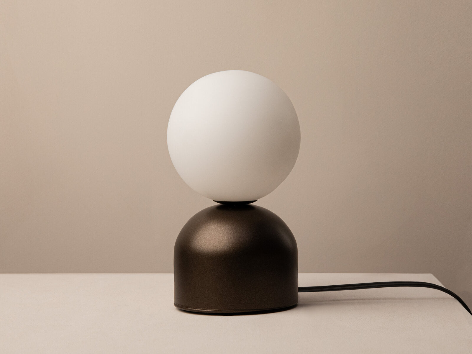 Micadoni Ely Tischlampe Braun