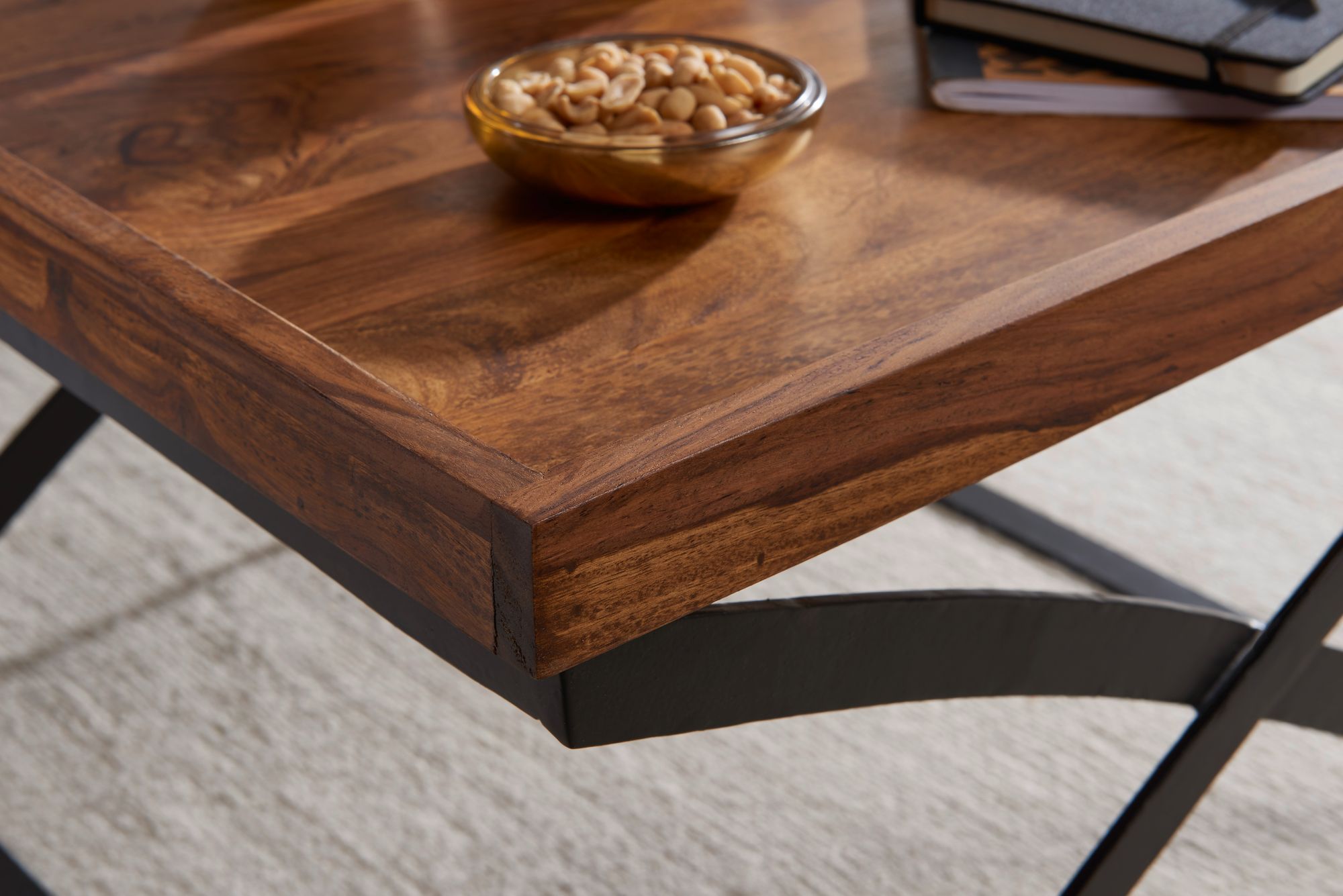 Couchtisch Blavand Sheesham Massivholz
