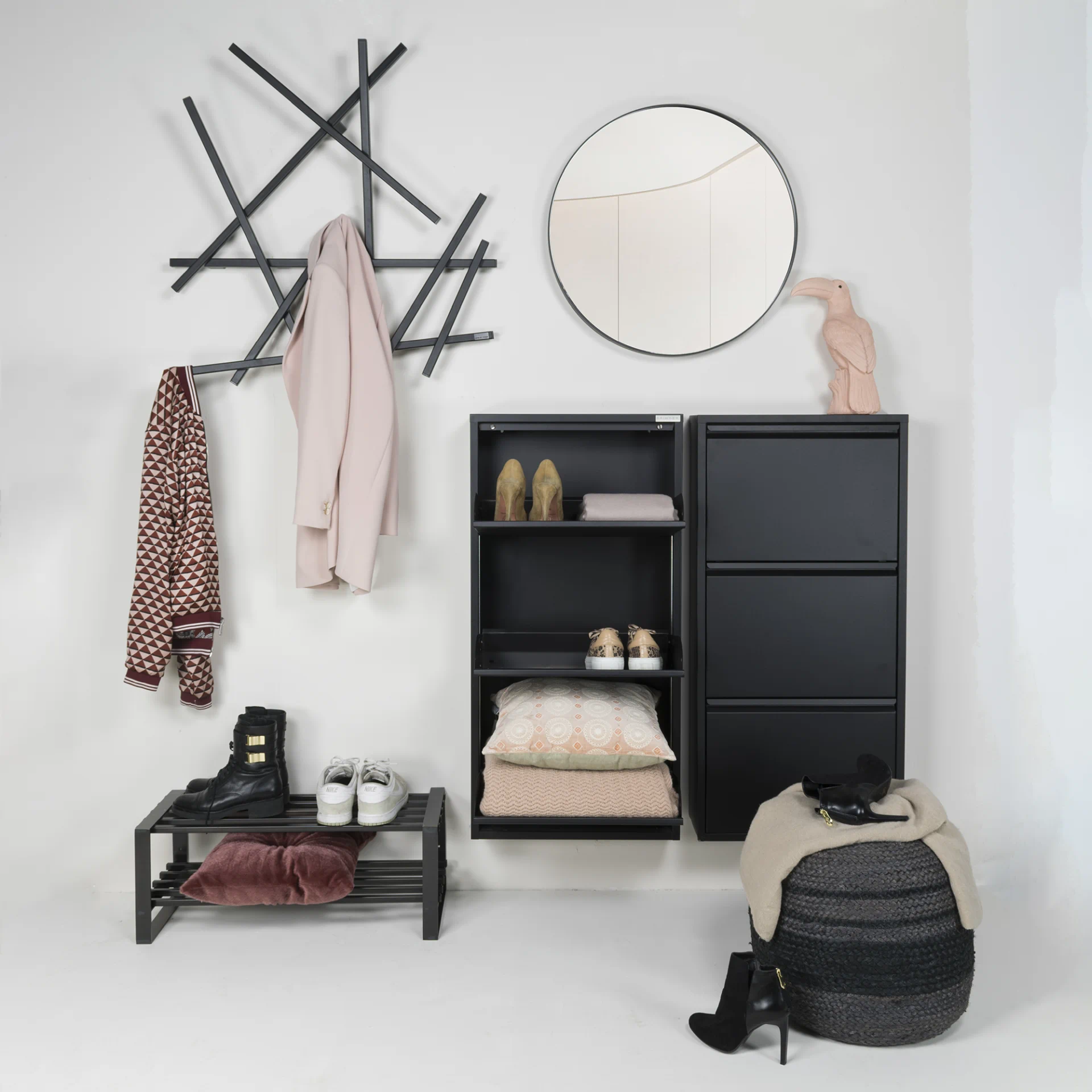 Spinder Design Matches XS Wandgarderobe Schwarz
