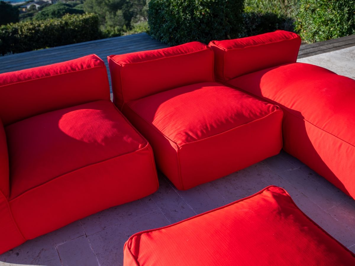 Bobochic Giulia Gartensofa 4-Sitzer mit Pouf, 1 Eckmodul Stoff Rot