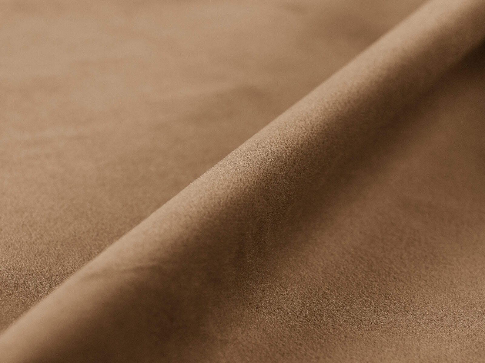 Micadoni Sofa Blair 2-Sitzer Samt Casino Sand