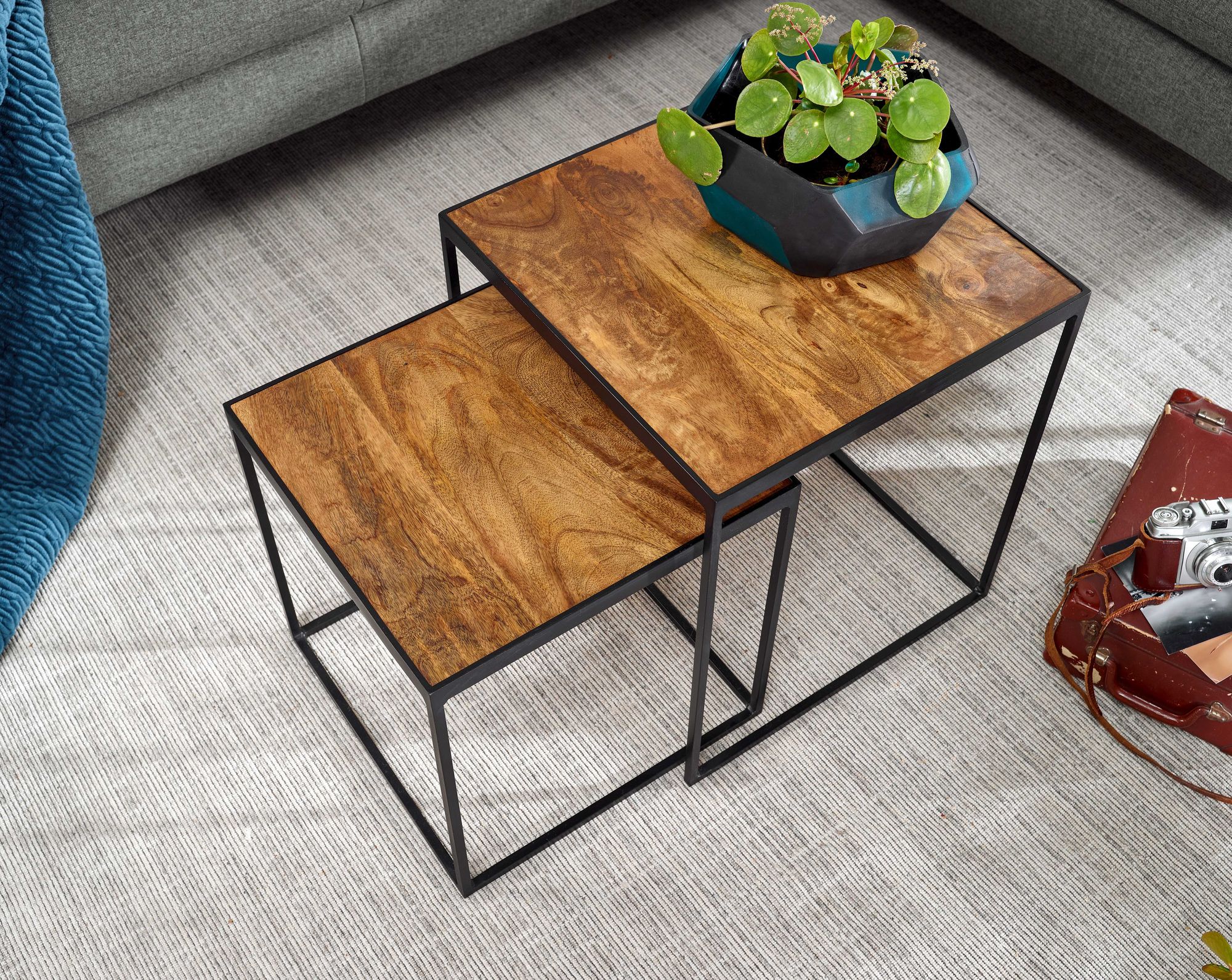 Satztisch 2er-Set Svinafell Mango Massivholz 40 × 40 × 44 cm
