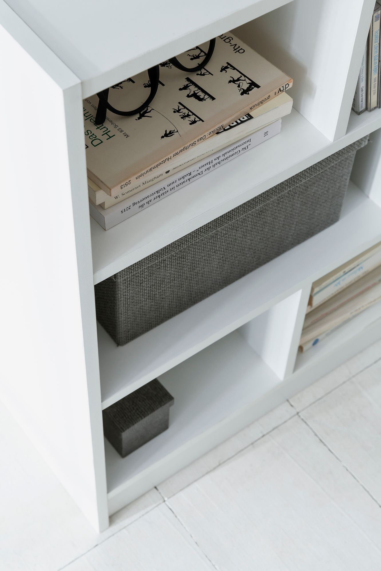 Bücherregal Kibaek Weiß 80 × 29,5 × 68,5 cm
