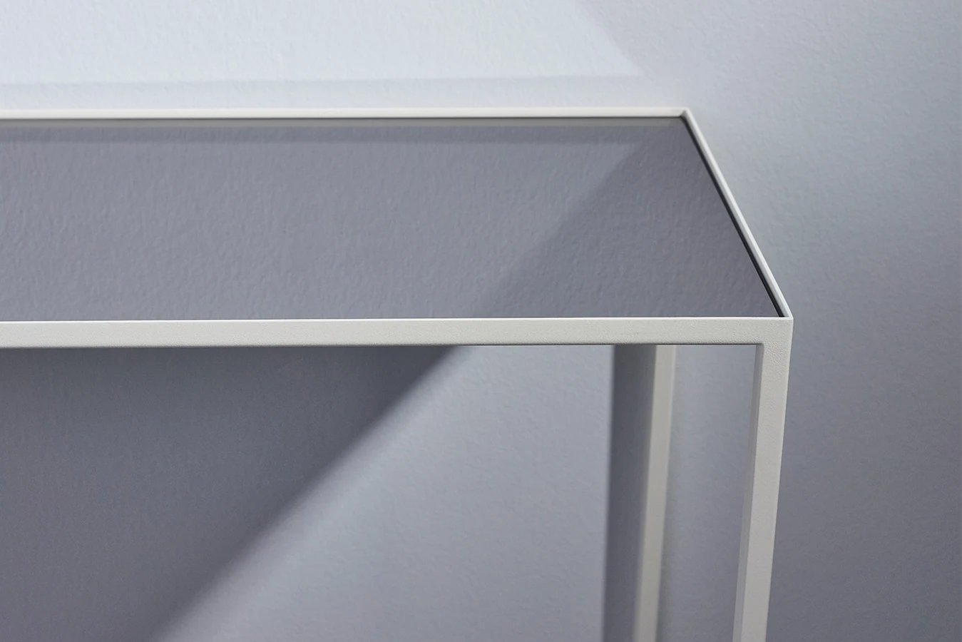 deKnudt Mesa White – Detailansicht 6