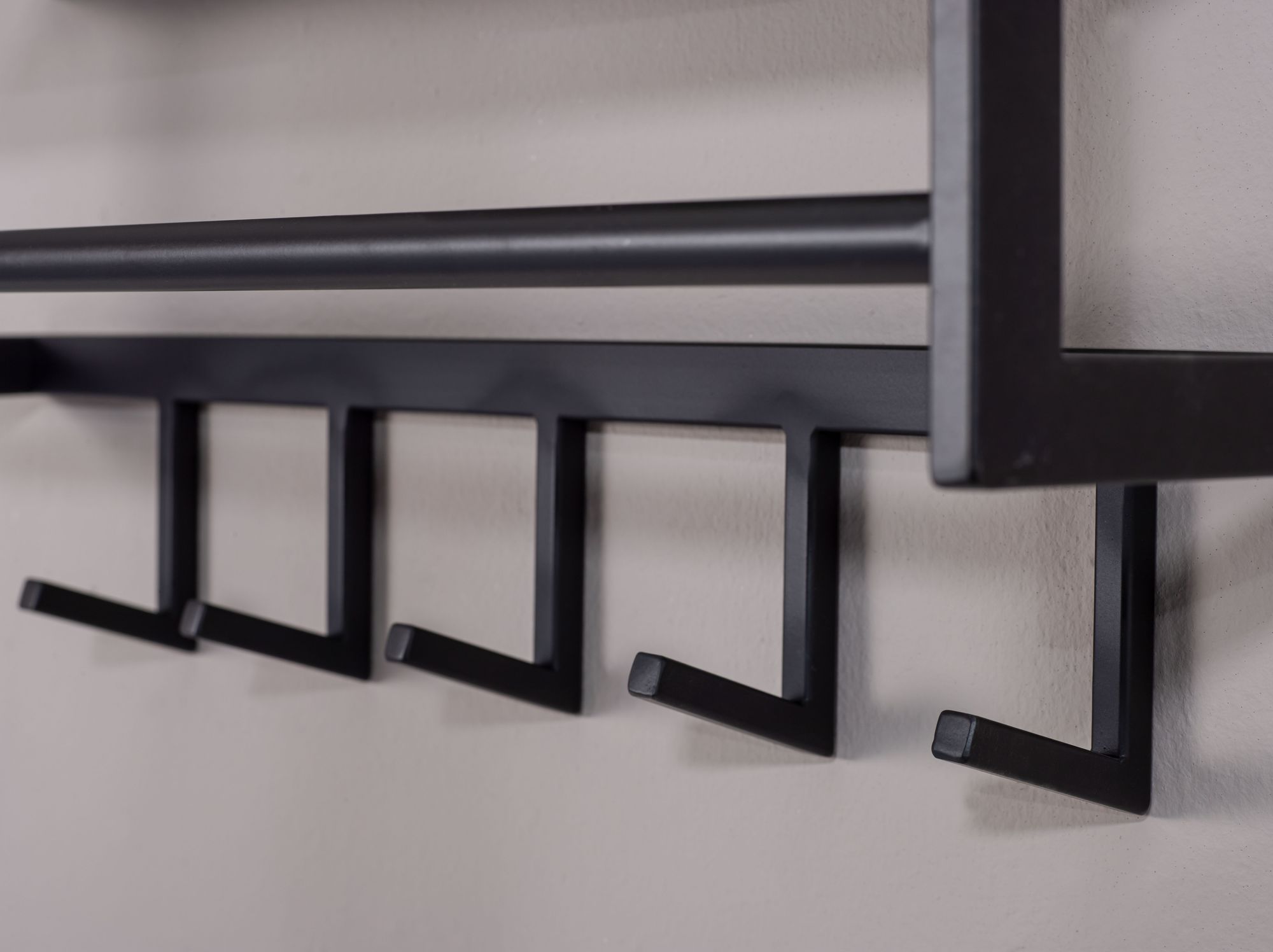 Wandgarderobe Geirland Metall Schwarz 70 × 20 × 20 cm