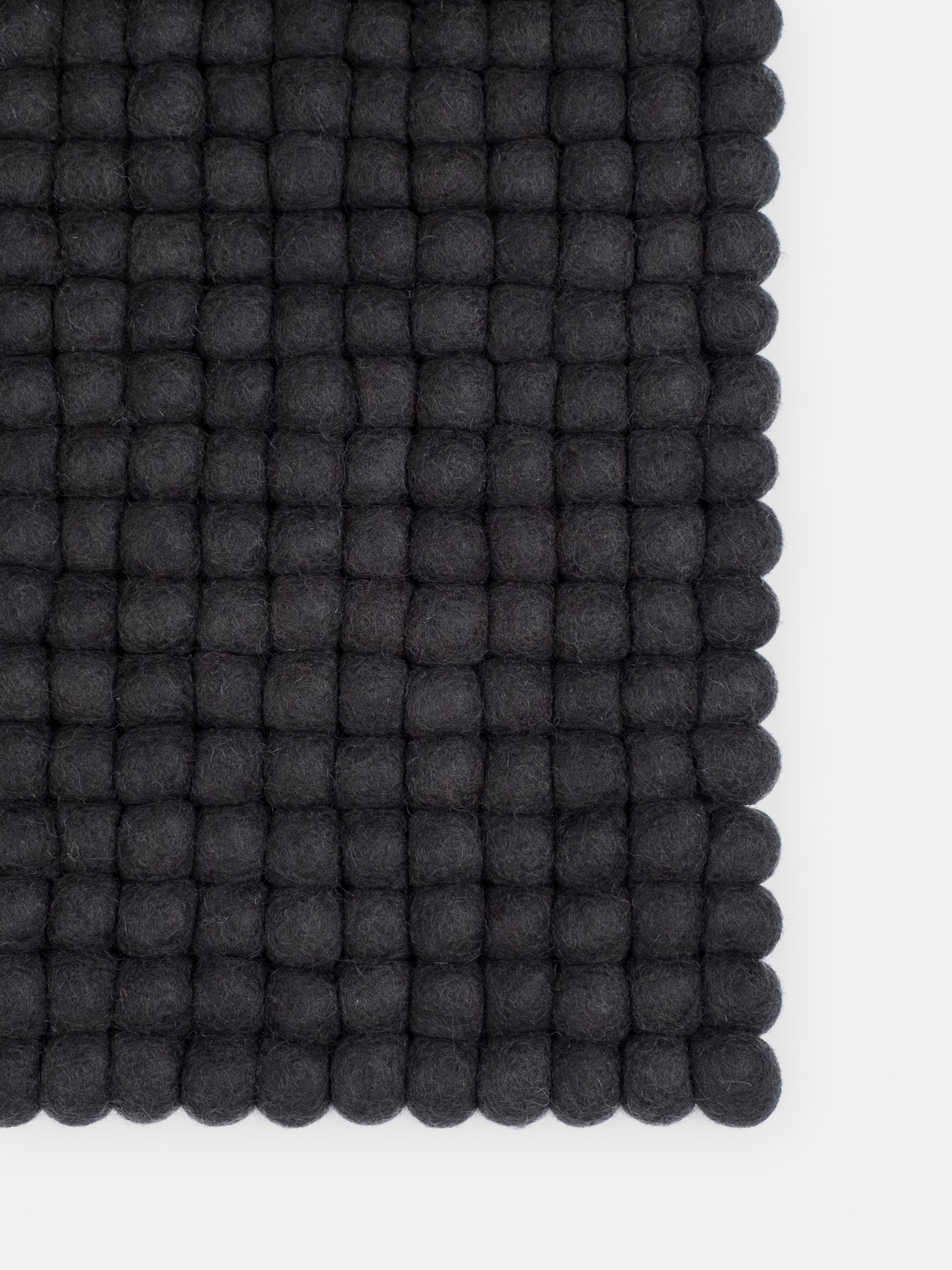 myfelt Kuno Filzkugelteppich - 50x70 cm