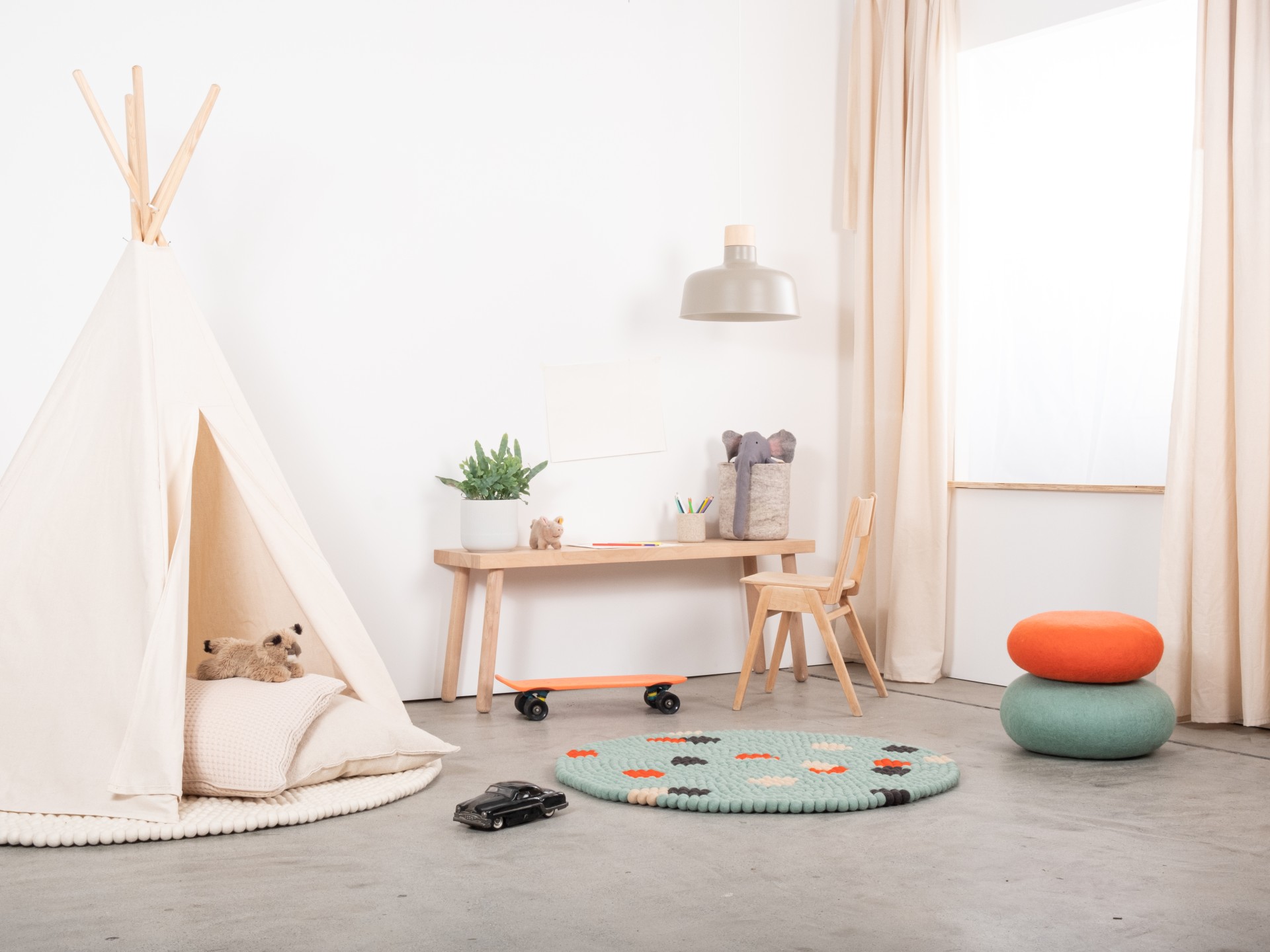 myfelt Terra Ocean Filzkugelteppich Türkis rund Ø 50 cm