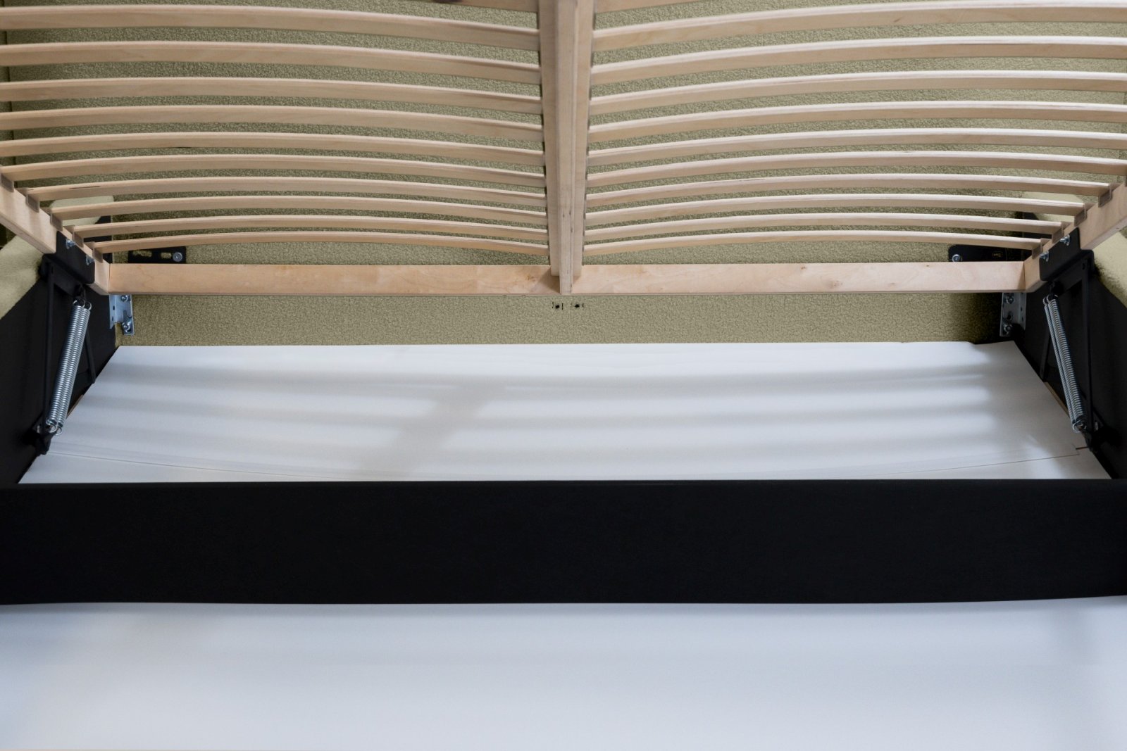 Polsterbett Renoa Boucle 140x200 mit Holzrahmen Quelle 06