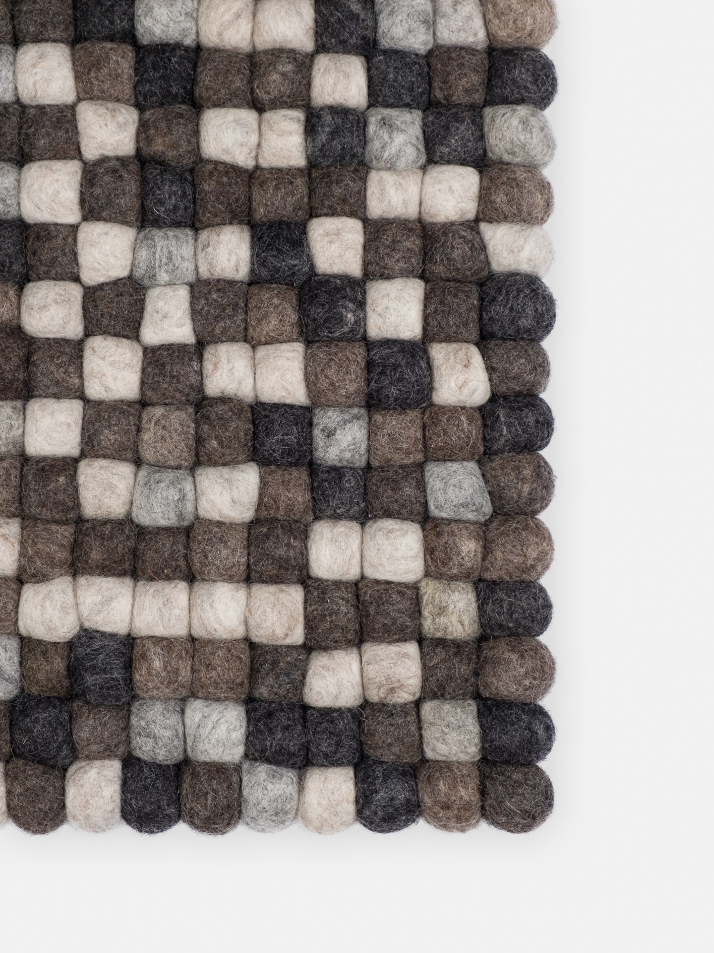myfelt Nela Filzkugelteppich - 50x70 cm