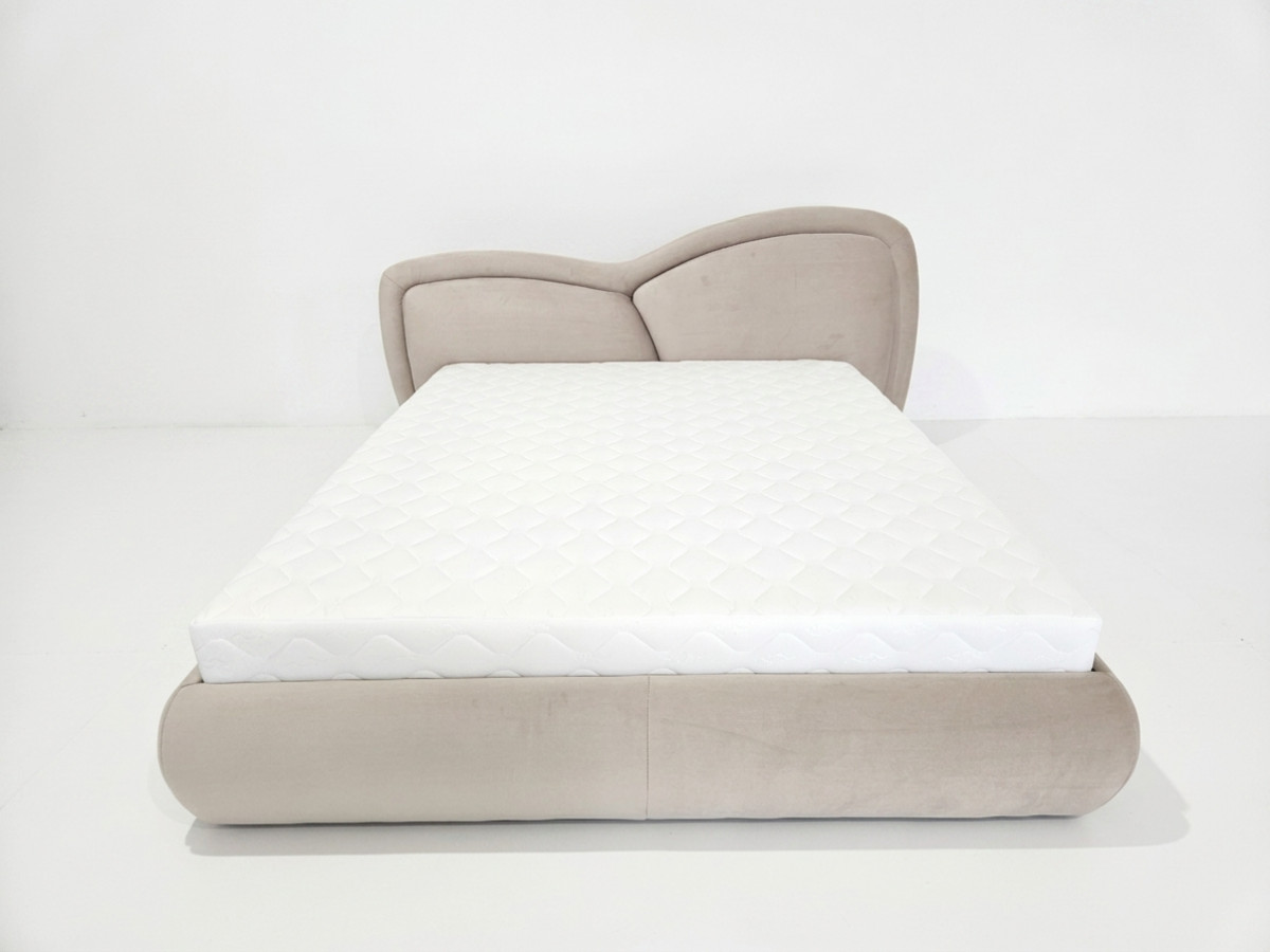 Bobochic Daniela Polsterbett Samt Beige, Liegefläche 140 × 190 cm