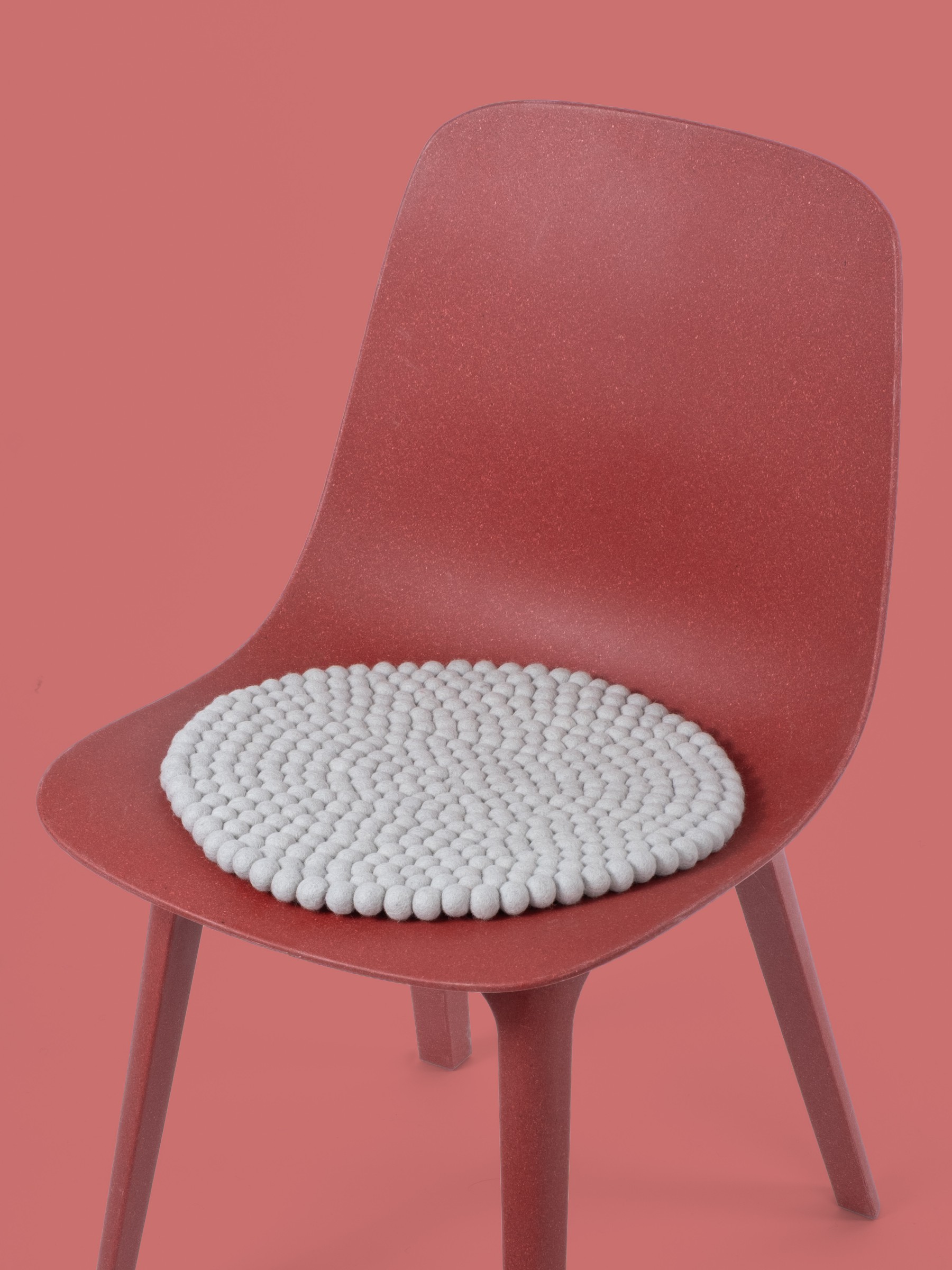 myfelt Aven Filzkugel-Sitzauflage Hellgrau Ø 36 cm
