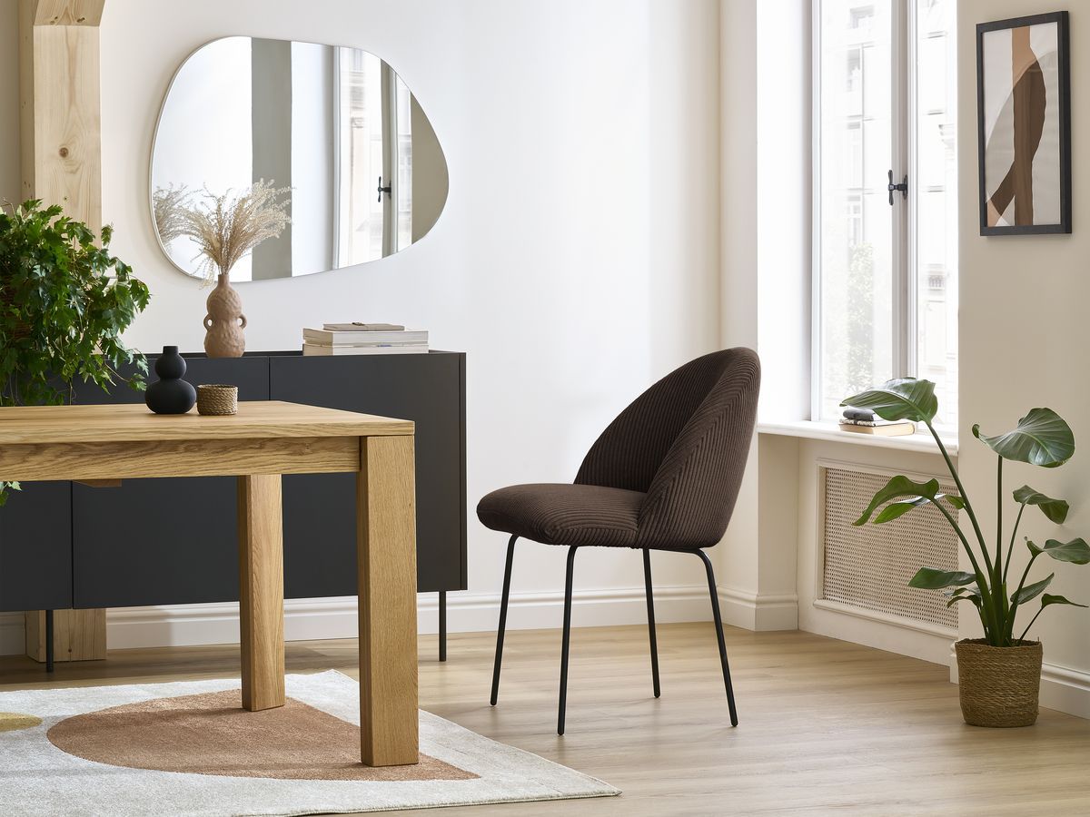 Bobochic Lalie Esszimmerstuhl mit Metallbeinen, schwarz Cordsamt Braun