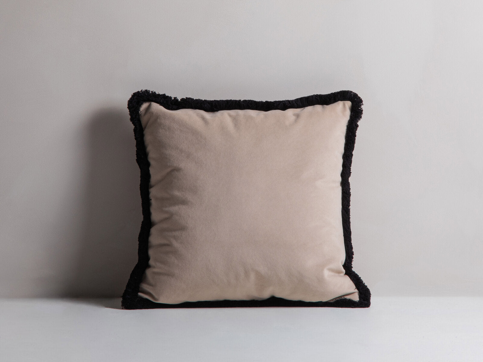 Micadoni Kissen Hippy Samt Beige