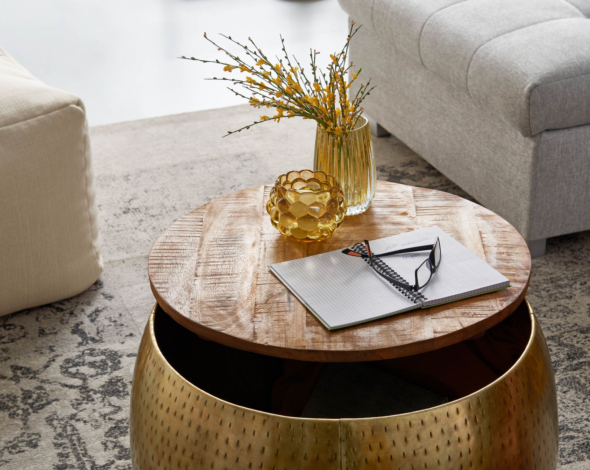 Couchtisch Alvundeid Mango Massivholz Gold Ø 60 cm