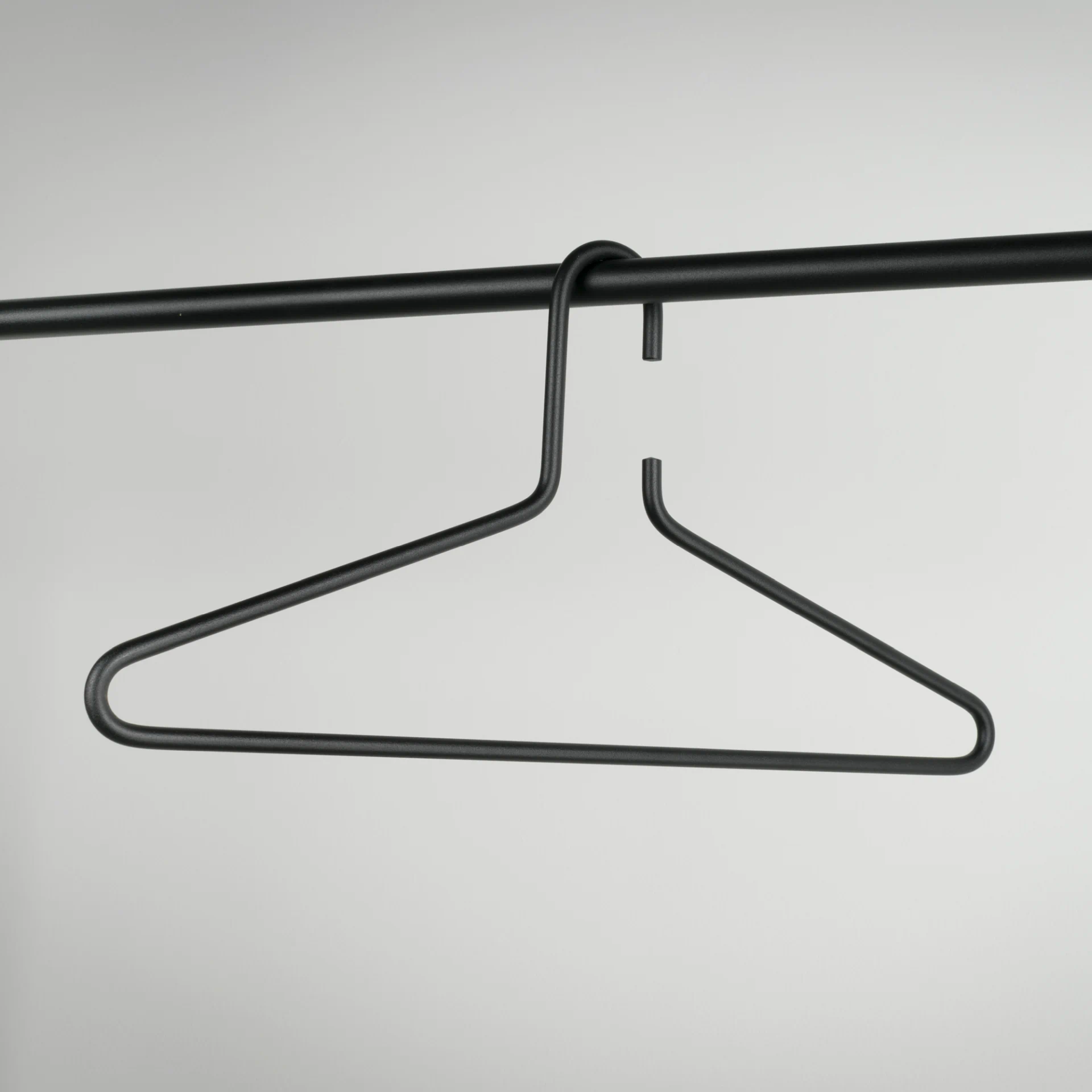 Spinder Design Senza 6 Kleiderbügel Schwarz