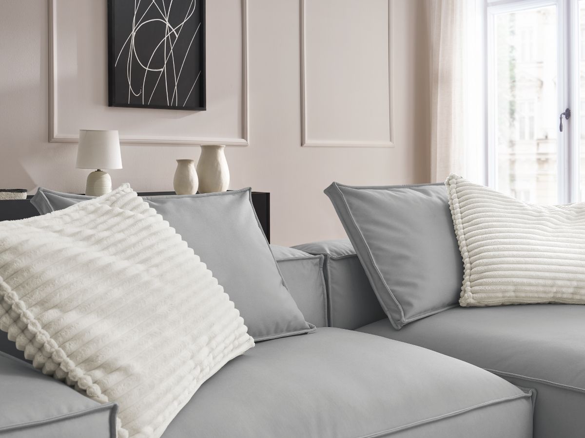 Bobochic Boheme Ecksofa, 3 Kissen Kunstleder Hellgrau