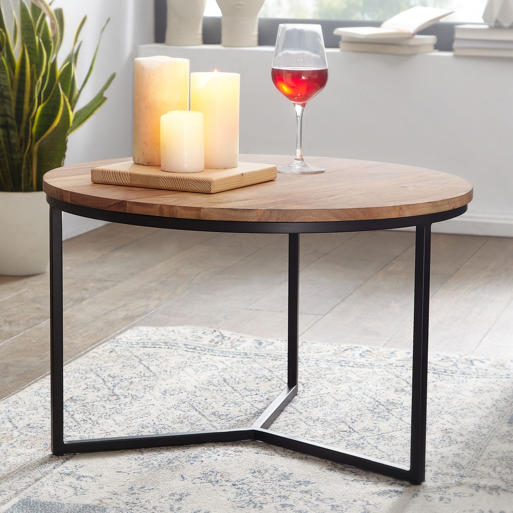 Couchtisch Bordeyri Akazie Massivholz Ø 60 cm