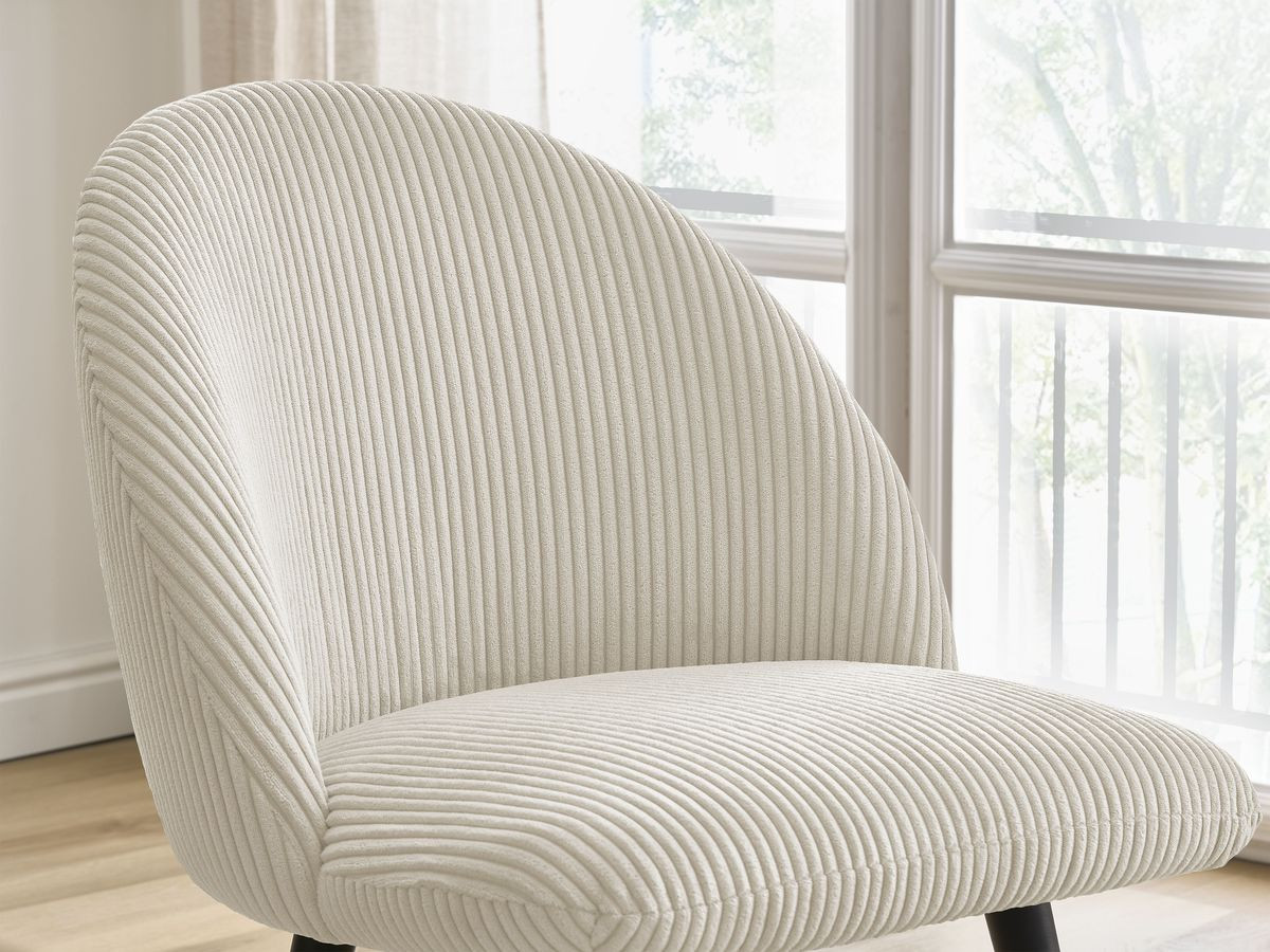 Bobochic Lalie Esszimmerstuhl mit skandinavischen Beinen, schwarz Cordsamt Beige
