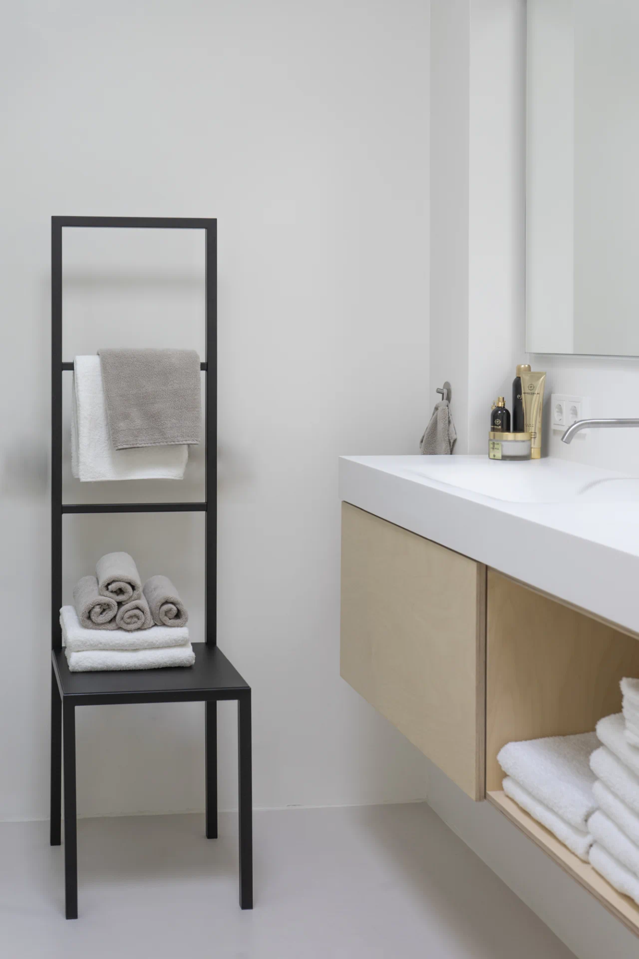 Spinder Design DRESSBUDDY Dressboy - Schwarz