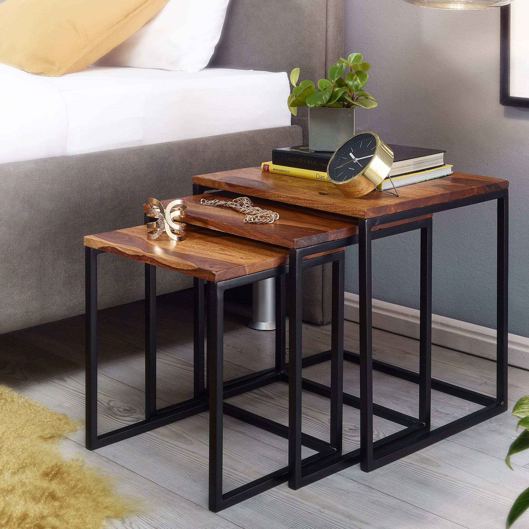 Satztisch 3er-Set Krysuvik Massivholz Dunkelbraun 40 × 40 × 42 cm
